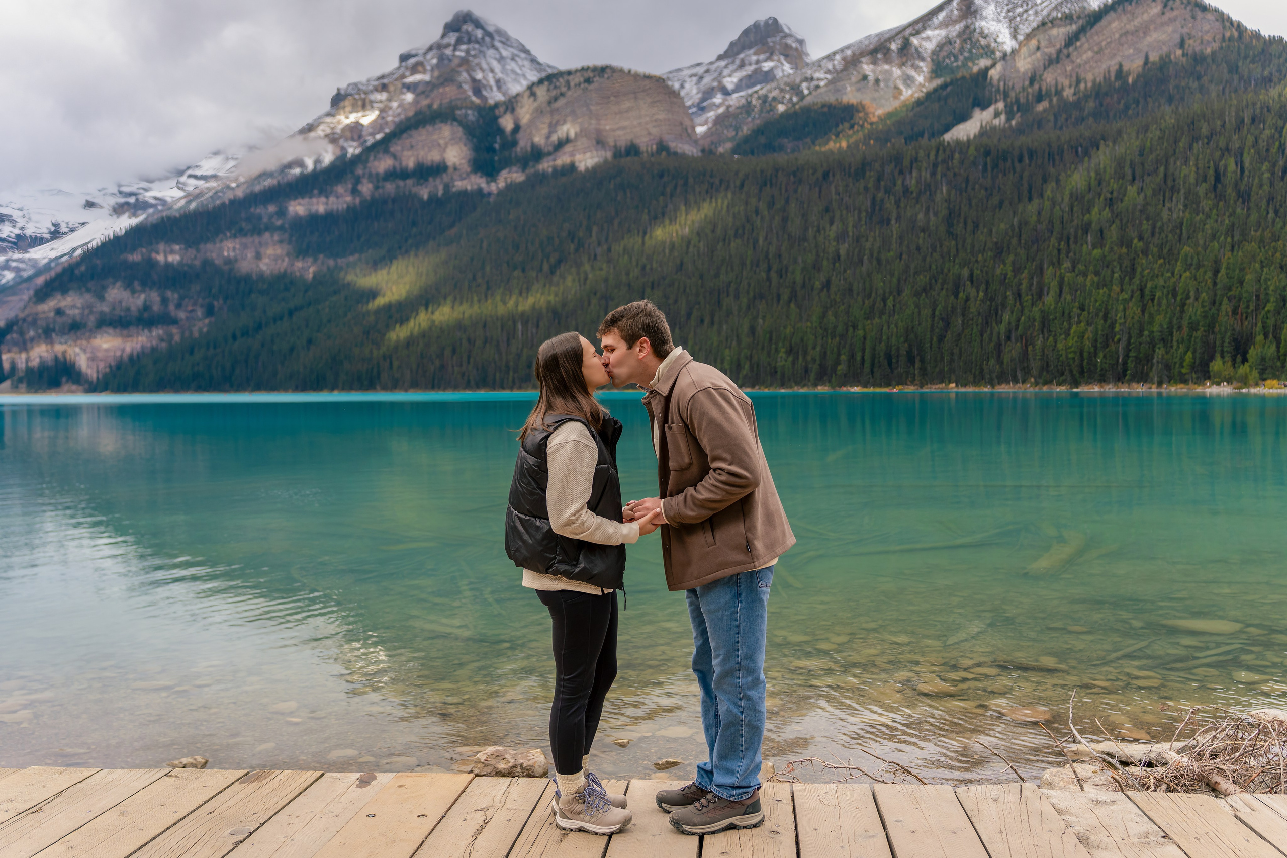 Evan & Alexis — Surprise Proposal — Lake Louise / Banff. Engagement, Wedding & Family Photographer in Calgary | allo Photography