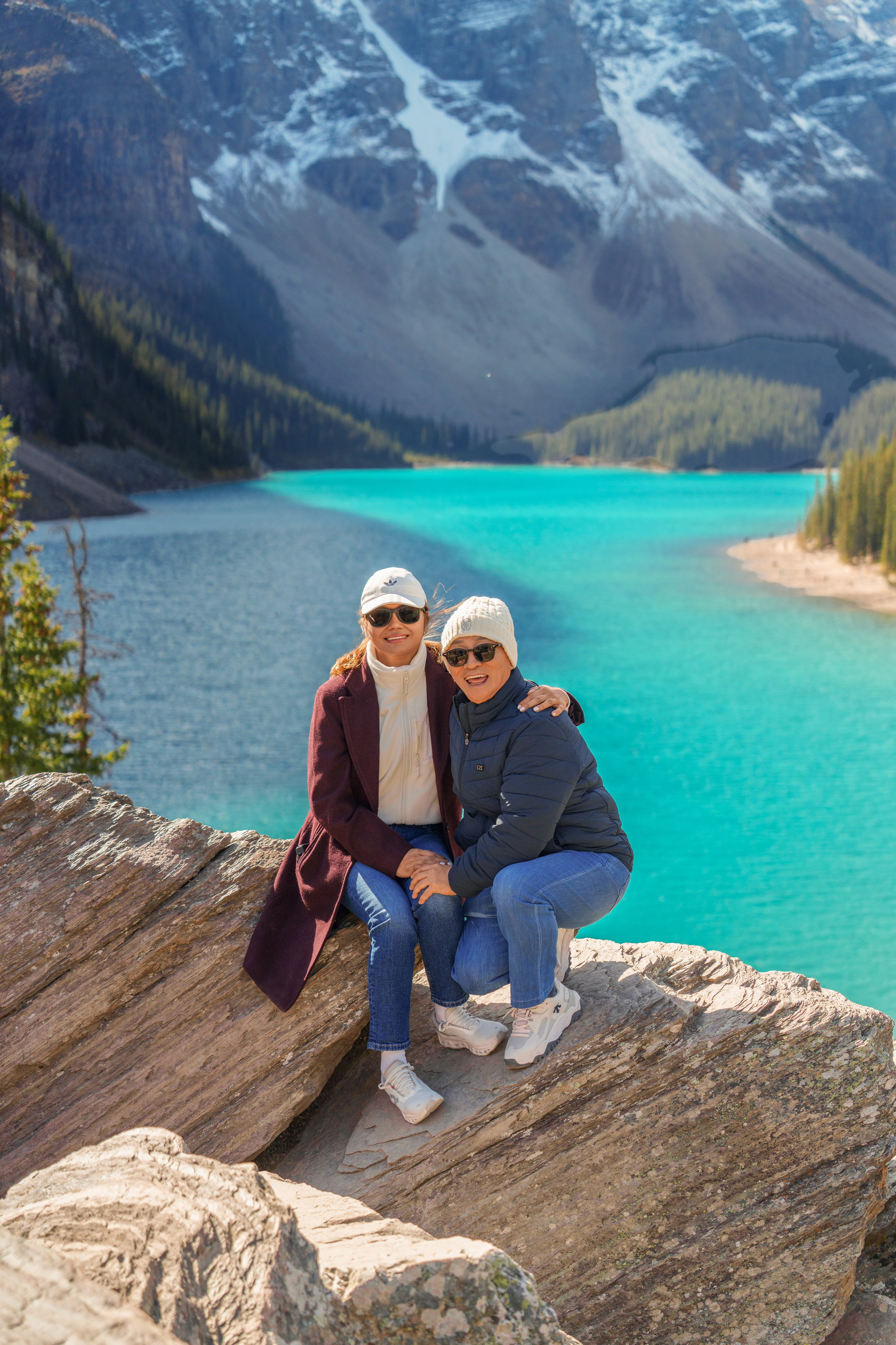 Jona’s Friends — Moraine Lake / Banff. Engagement, Wedding & Family Photographer in Calgary | allo Photography