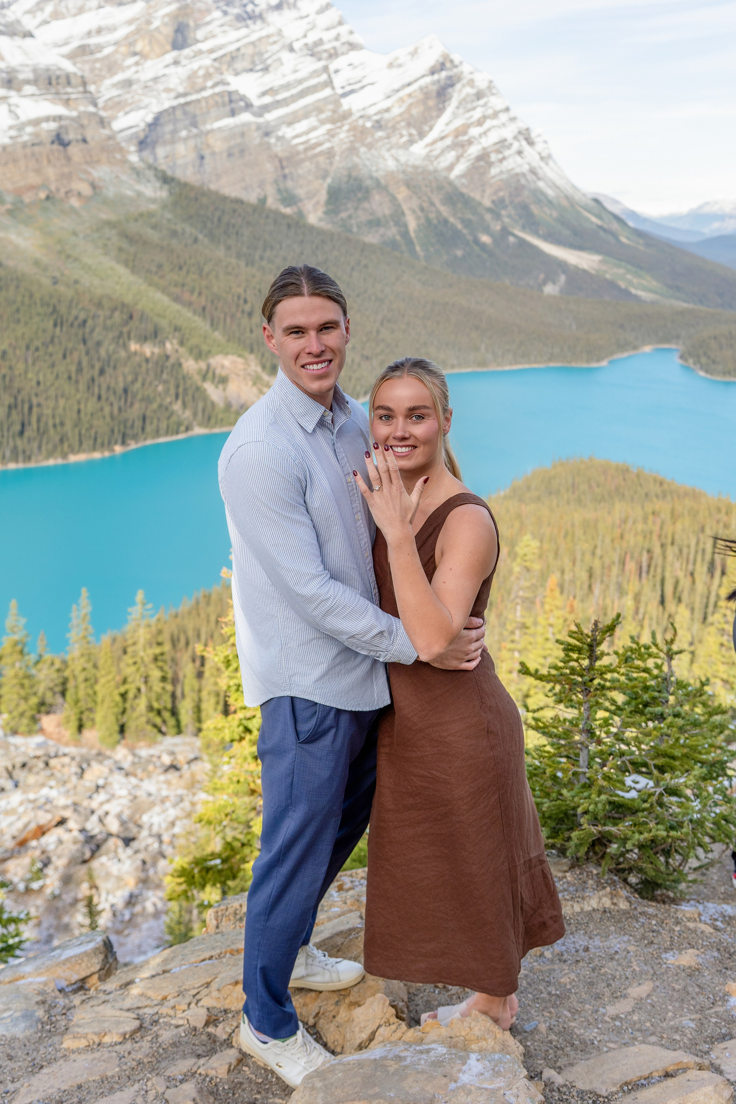Lachlan & Imoga — Engagement — Peyto Lake / Banff. Engagement, Wedding & Family Photographer in Calgary | allo Photography