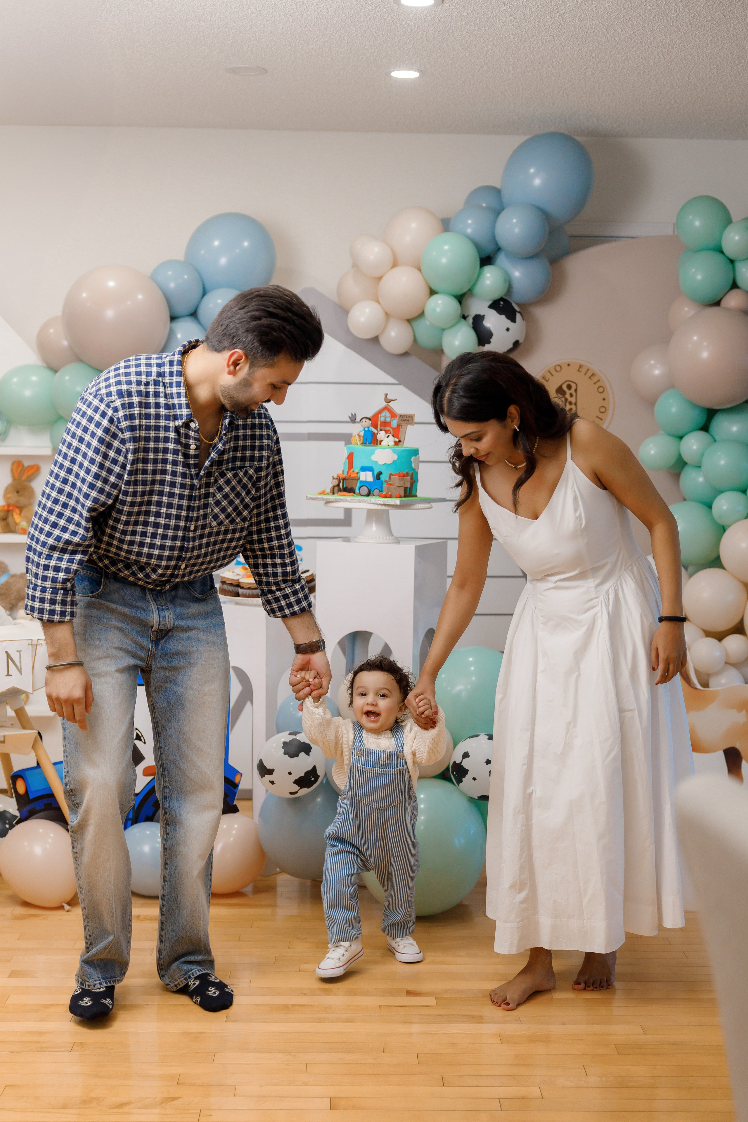 Fateh’s 1st birthday. Photographer Elvira Hryshchenko