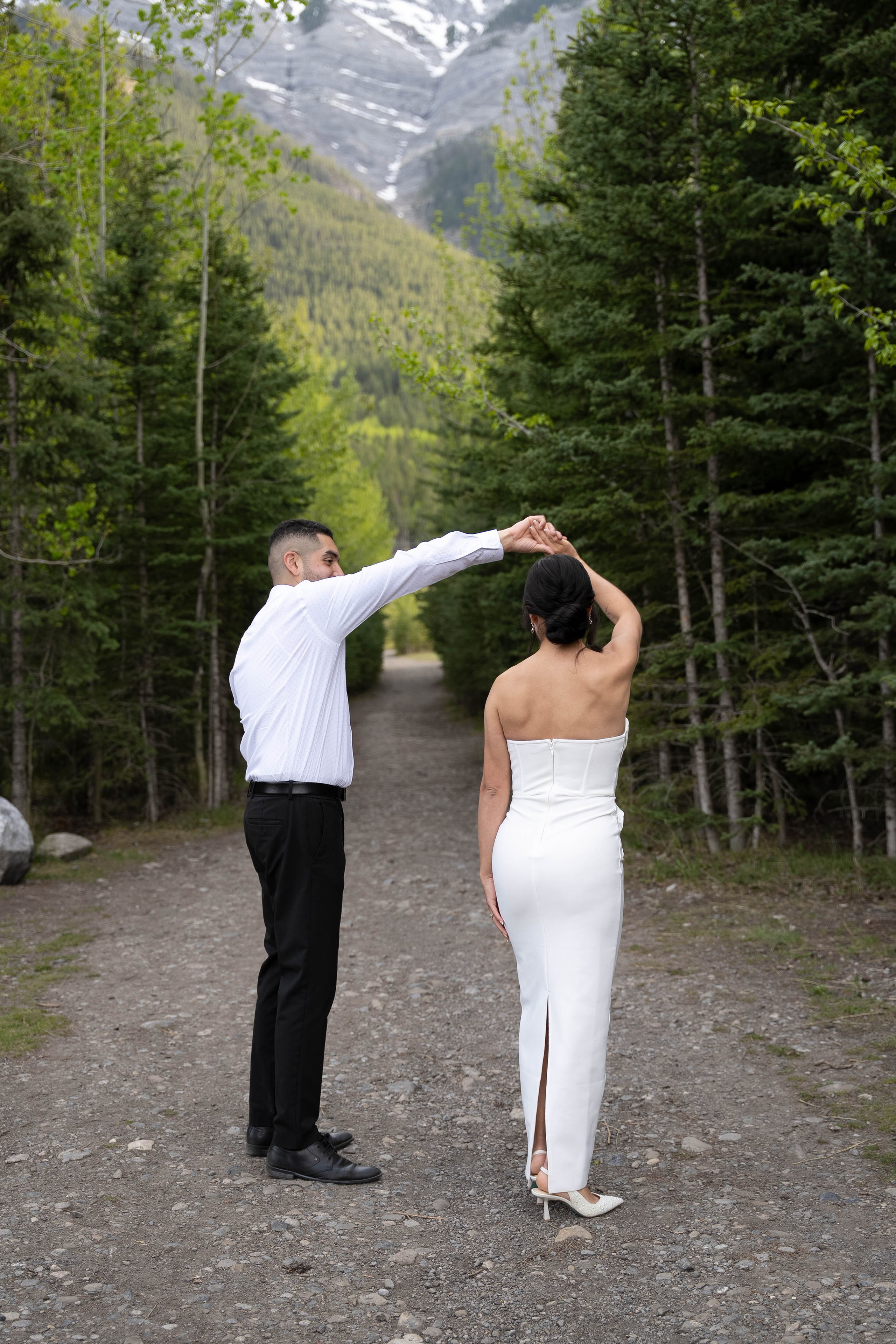 Quarry Lake Park — Canmore -Lina & Moises. Ching Li Photography