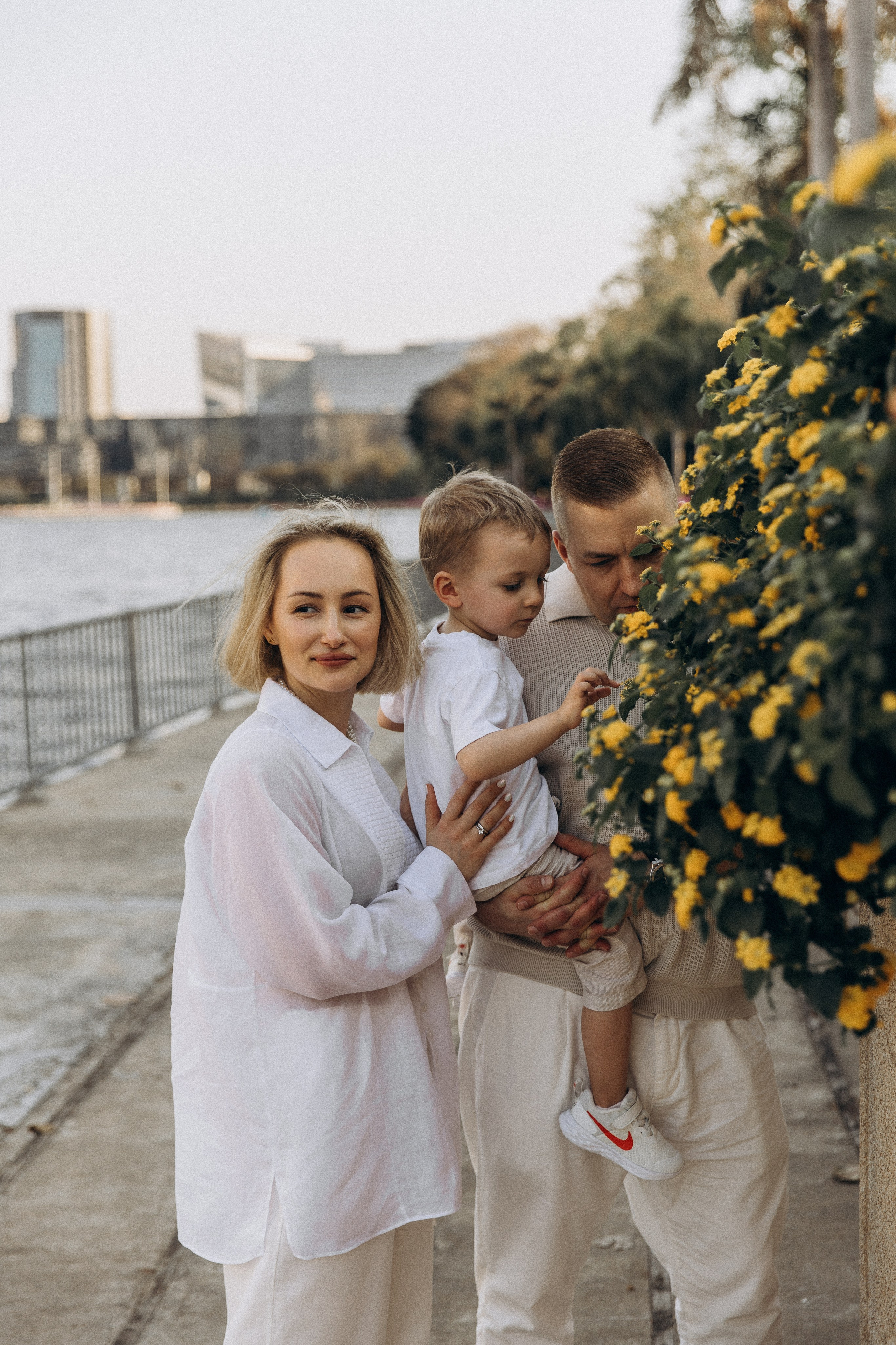 Family Moments in Bangkok. Family and wedding photographer in Bangkok, Thailand