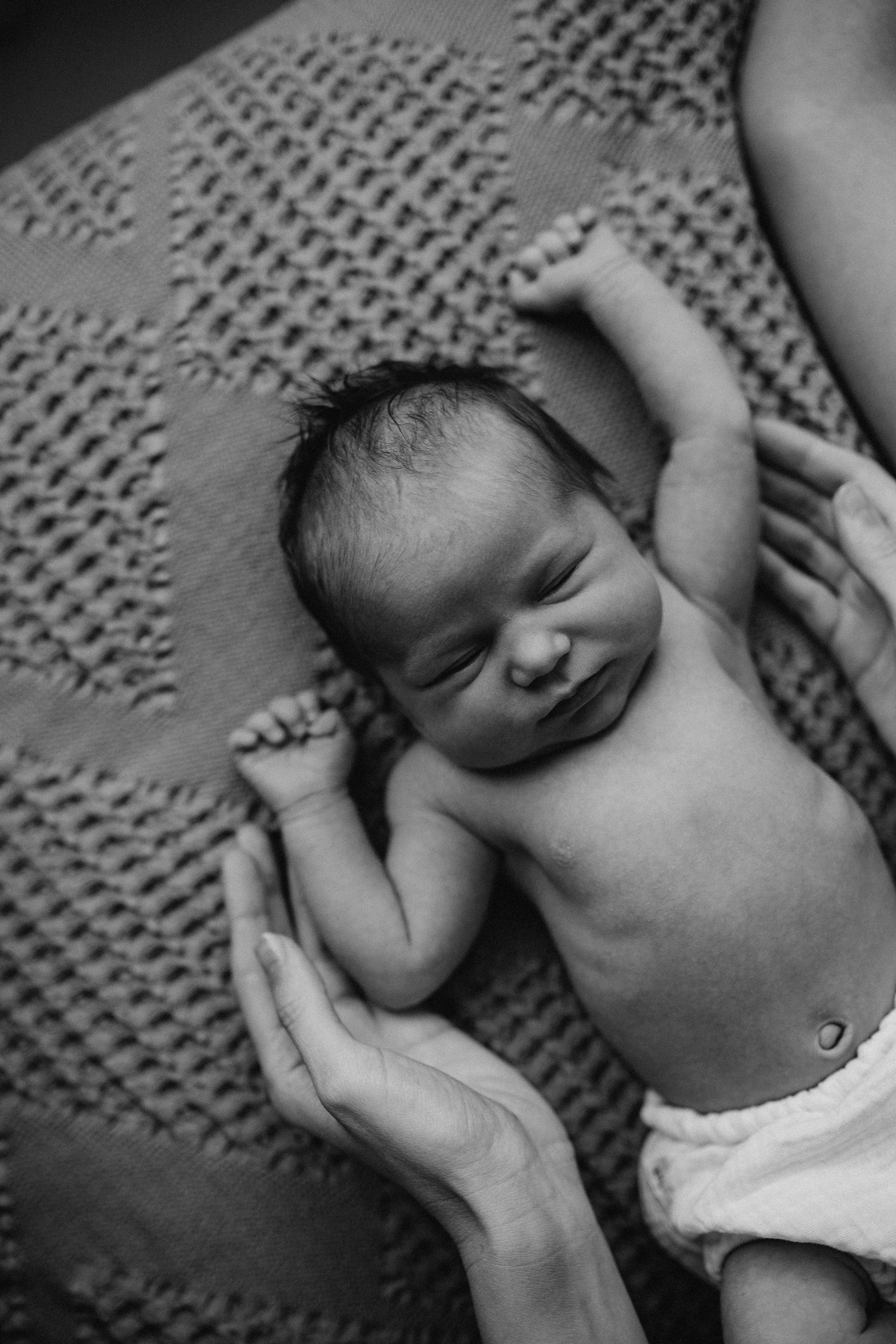Luna 7 days. Fotografa documental de familia e nascimento em Florianópolis SC Daria Ermolaev