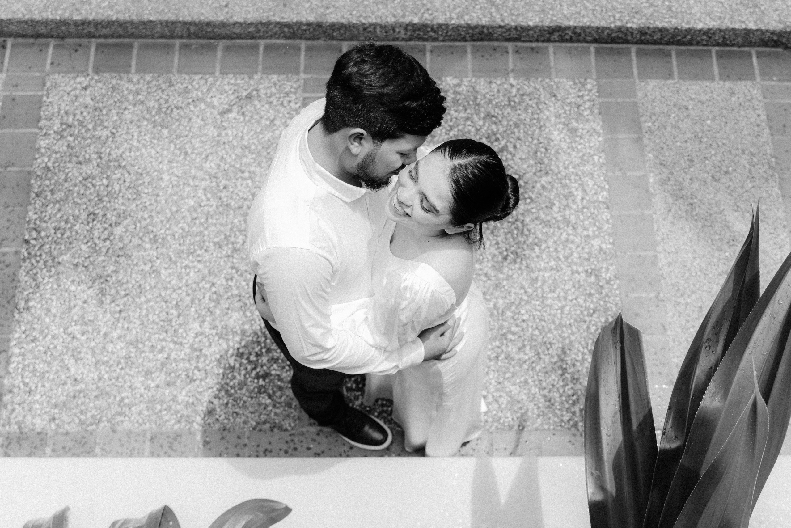 Pre-wedding at Icononic Hotel El Prado in Barranquilla, Colombia. Fotógrafos de bodas en Barranquilla, Cartagena y Santa Marta | BanderArt