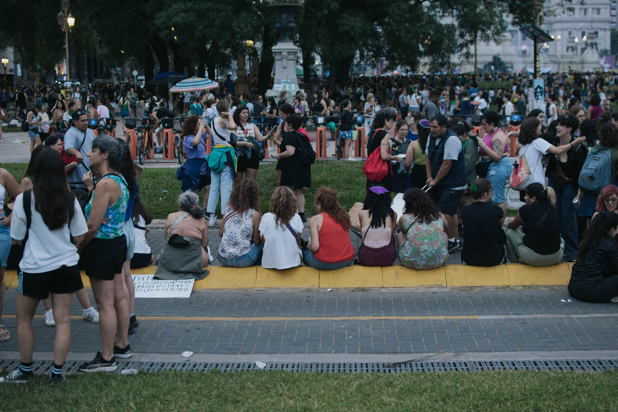 The Women’s March and our embroidery action. Reportage. Buenos Aires. Photographer @elmirkami in the city of Buenos Aires