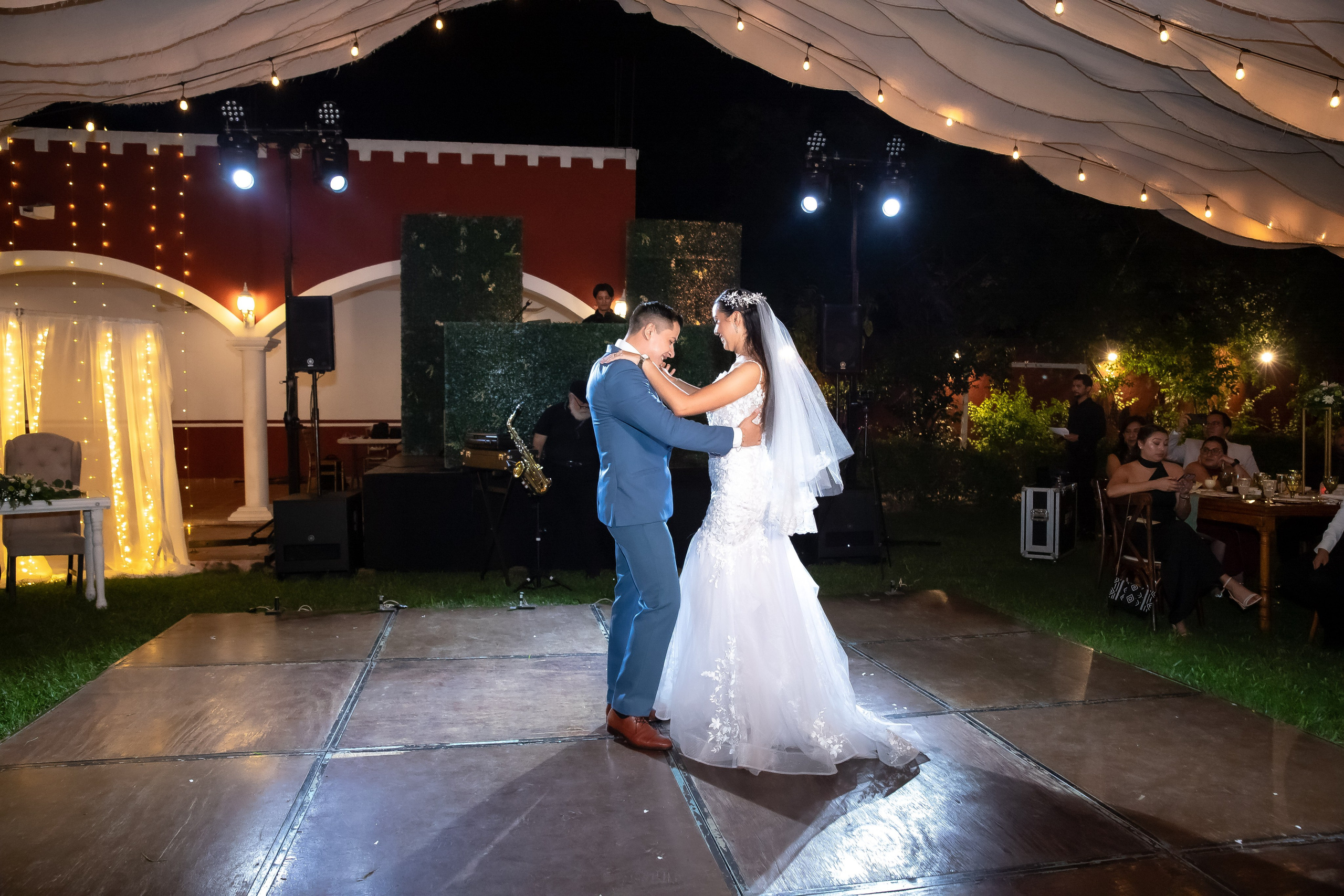 Delta & Cesar. Simón Enríquez Studio