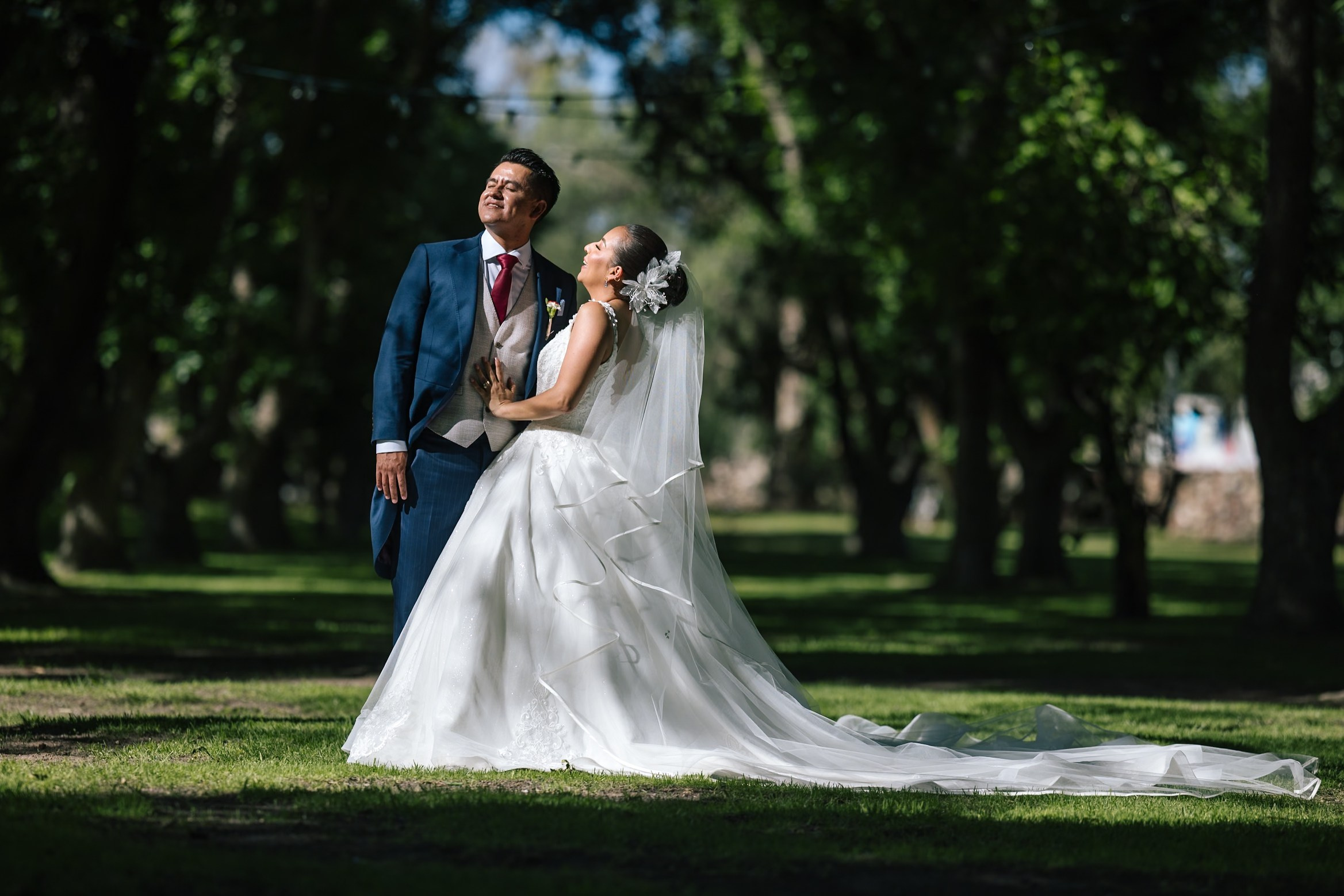 Formal. Wedding Photographer Ruth Preciado