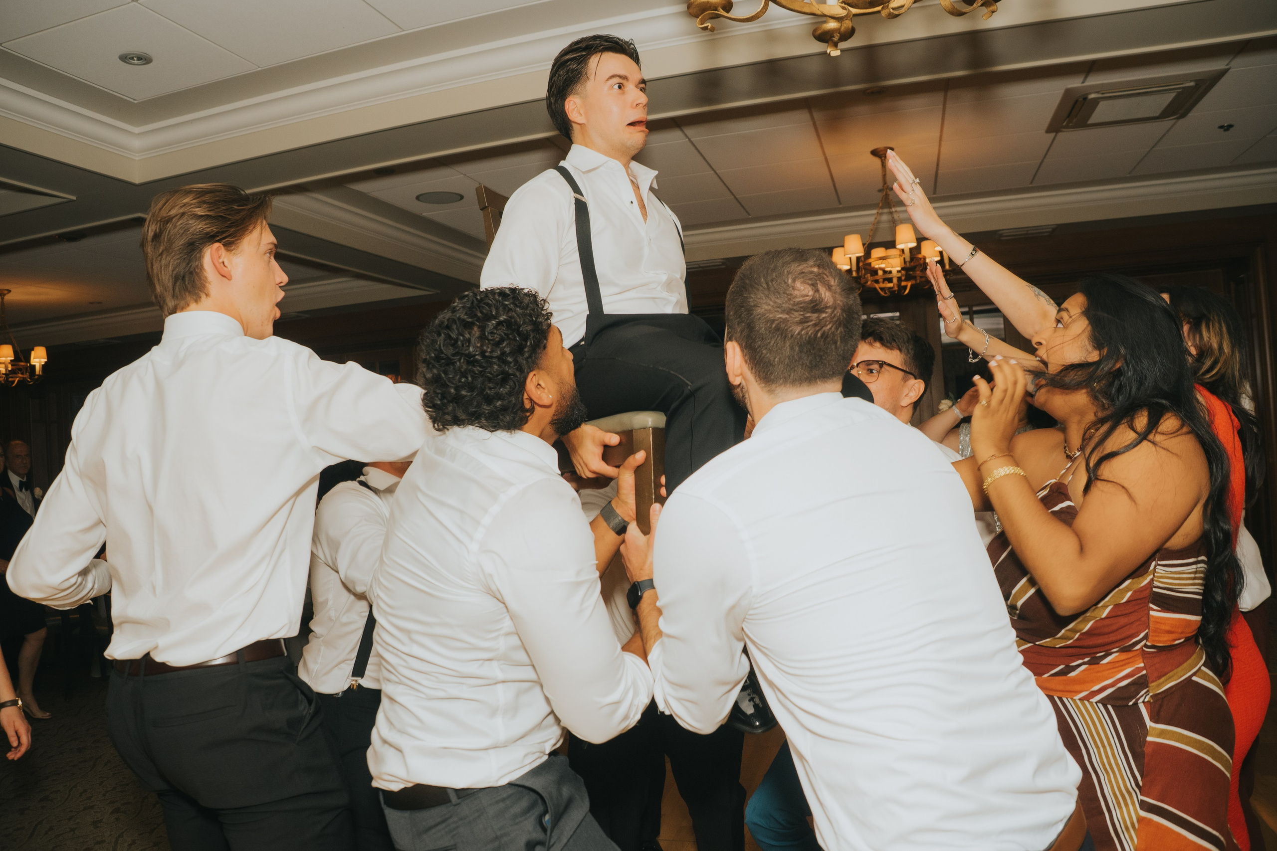 Wedding of Cassandra and Loïc in Beaconsfield, Montreal. Montreal Wedding Photographer — Muriel Oe Photo