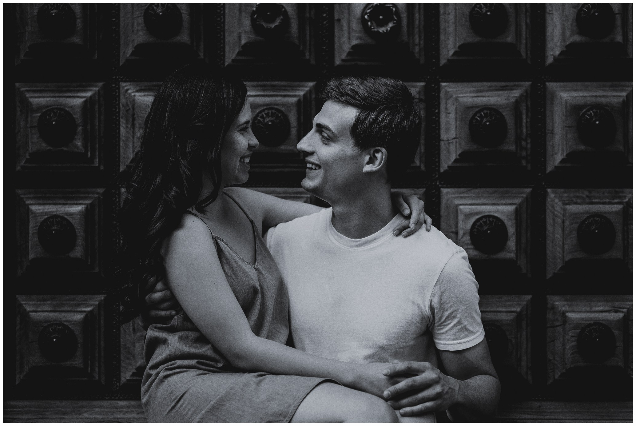 Andrea y Jordan: Sesión de pareja en centro historico de San Luis Potosí. Fotógrafo de bodas