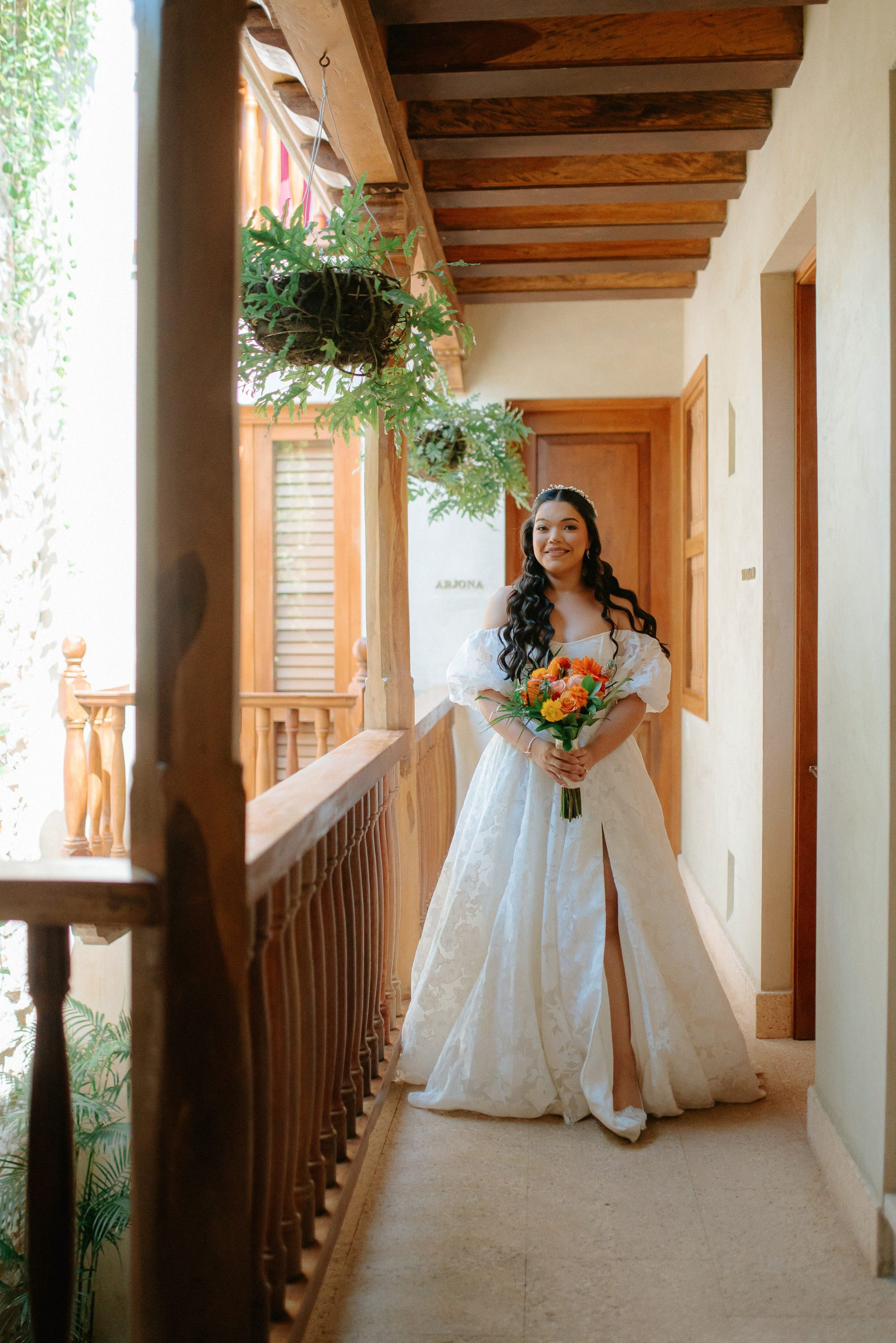 Cindy + Garrett | Destination Wedding Photos in Cartagena 2025 – César Vanegas Photography. César Vanegas Photography | Wedding & Travel Photographer | Cartagena, Colombia