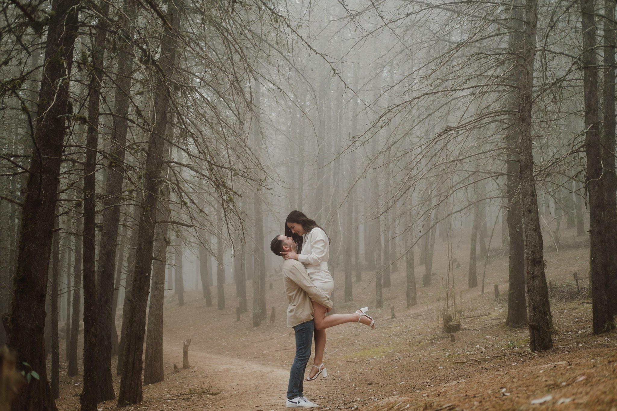 Sofía y Sergio: Sesión pre boda en la sierra de Alvarez. Fotógrafo de bodas