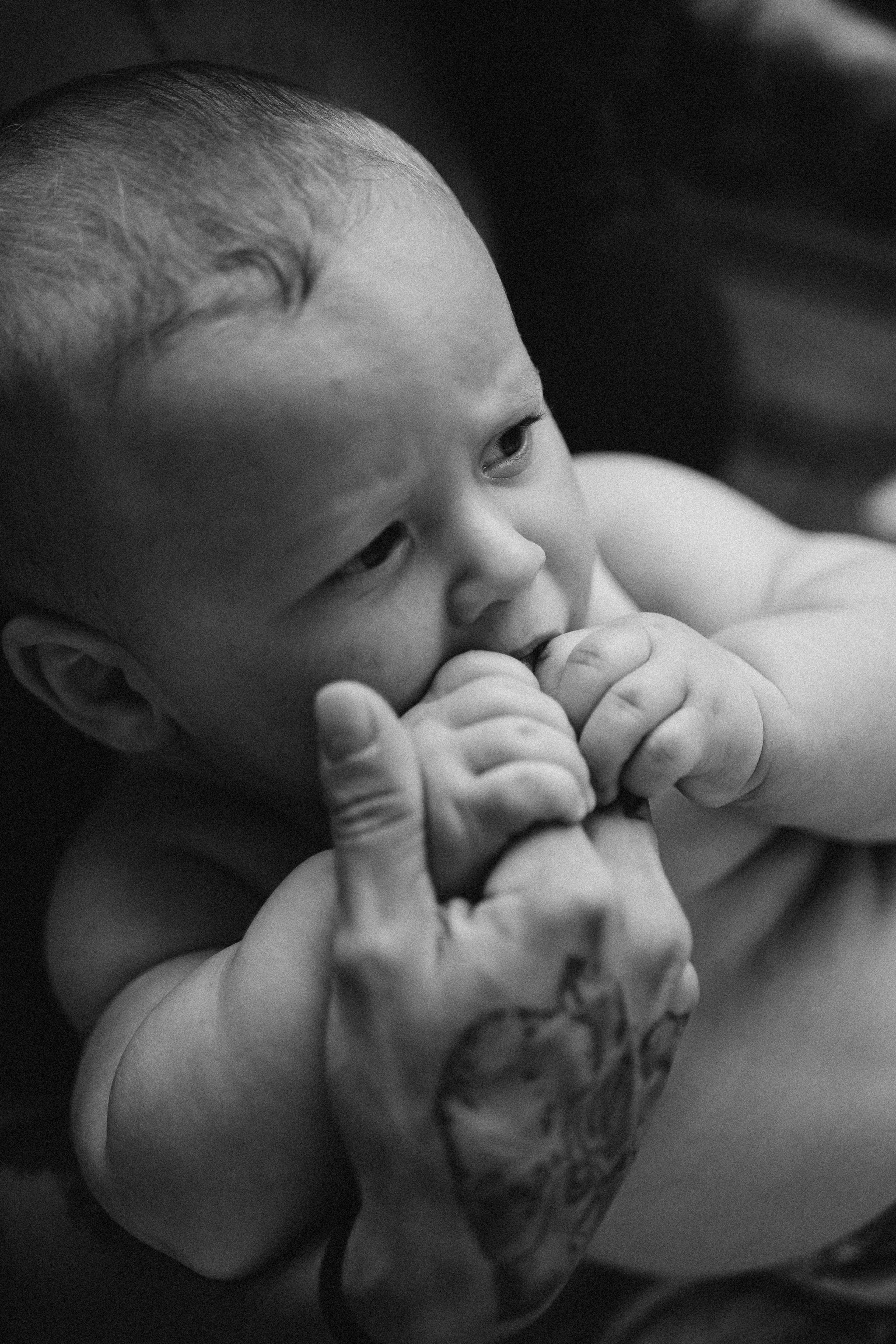 5 Meses do Aruã. Fotografa documental de familia e nascimento em Florianópolis SC Daria Ermolaev