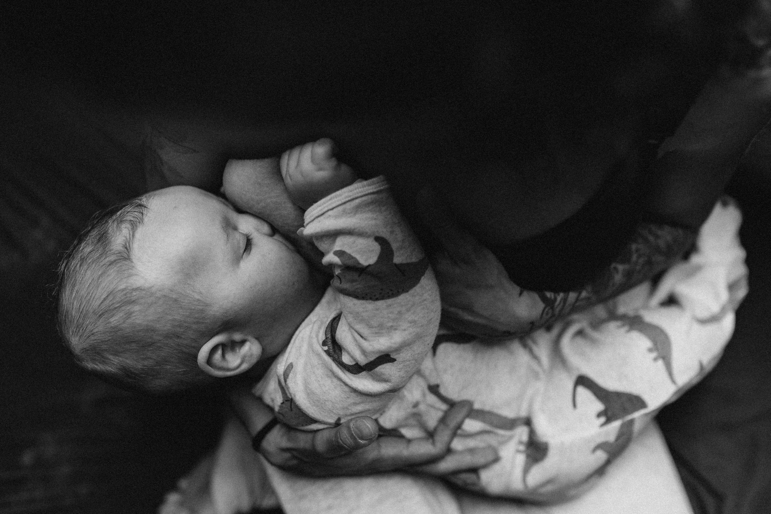 5 Meses do Aruã. Fotografa documental de familia e nascimento em Florianópolis SC Daria Ermolaev