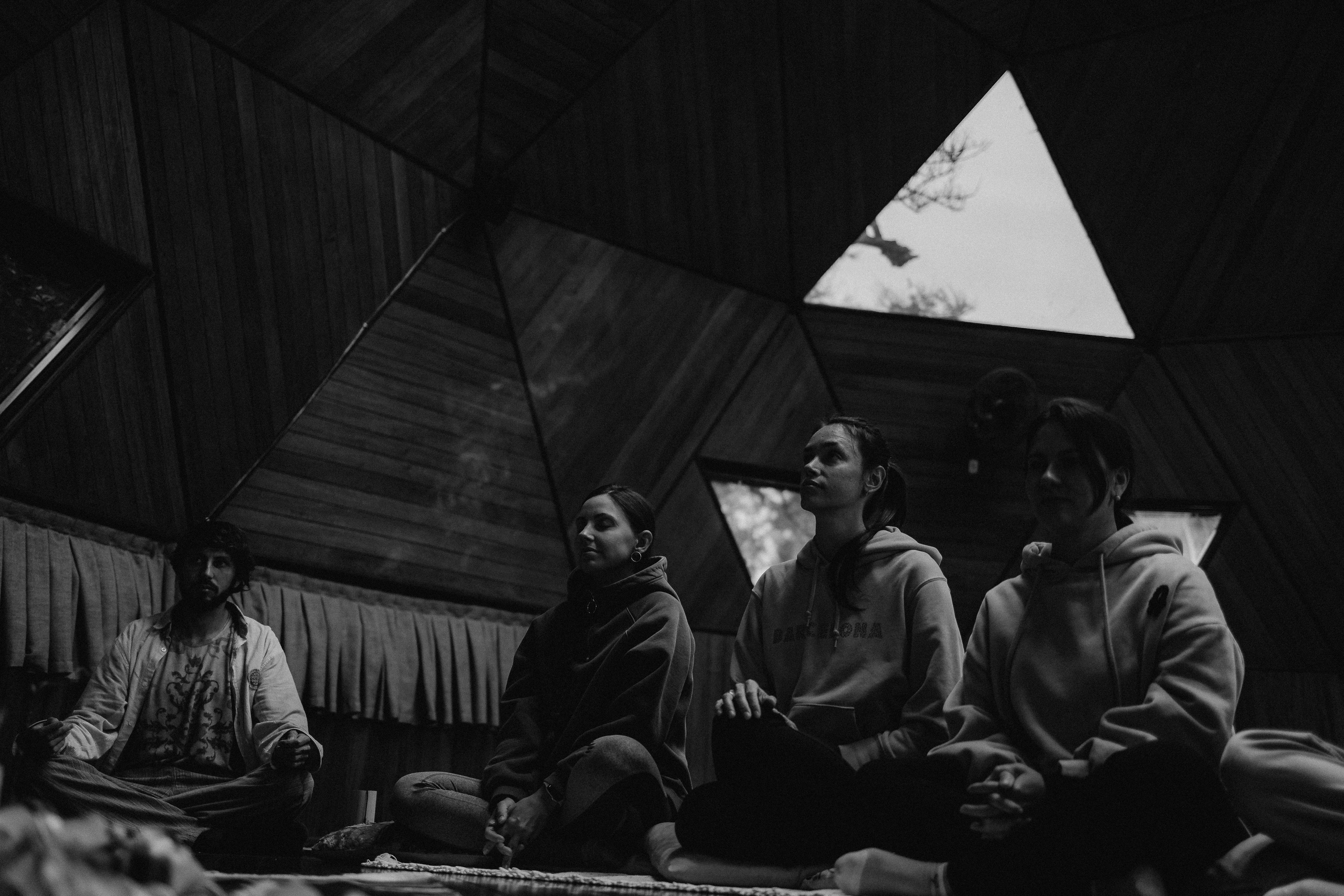 Cacau Yoga Sound @Aviva. Fotografa documental de familia e nascimento em Florianópolis SC Daria Ermolaev