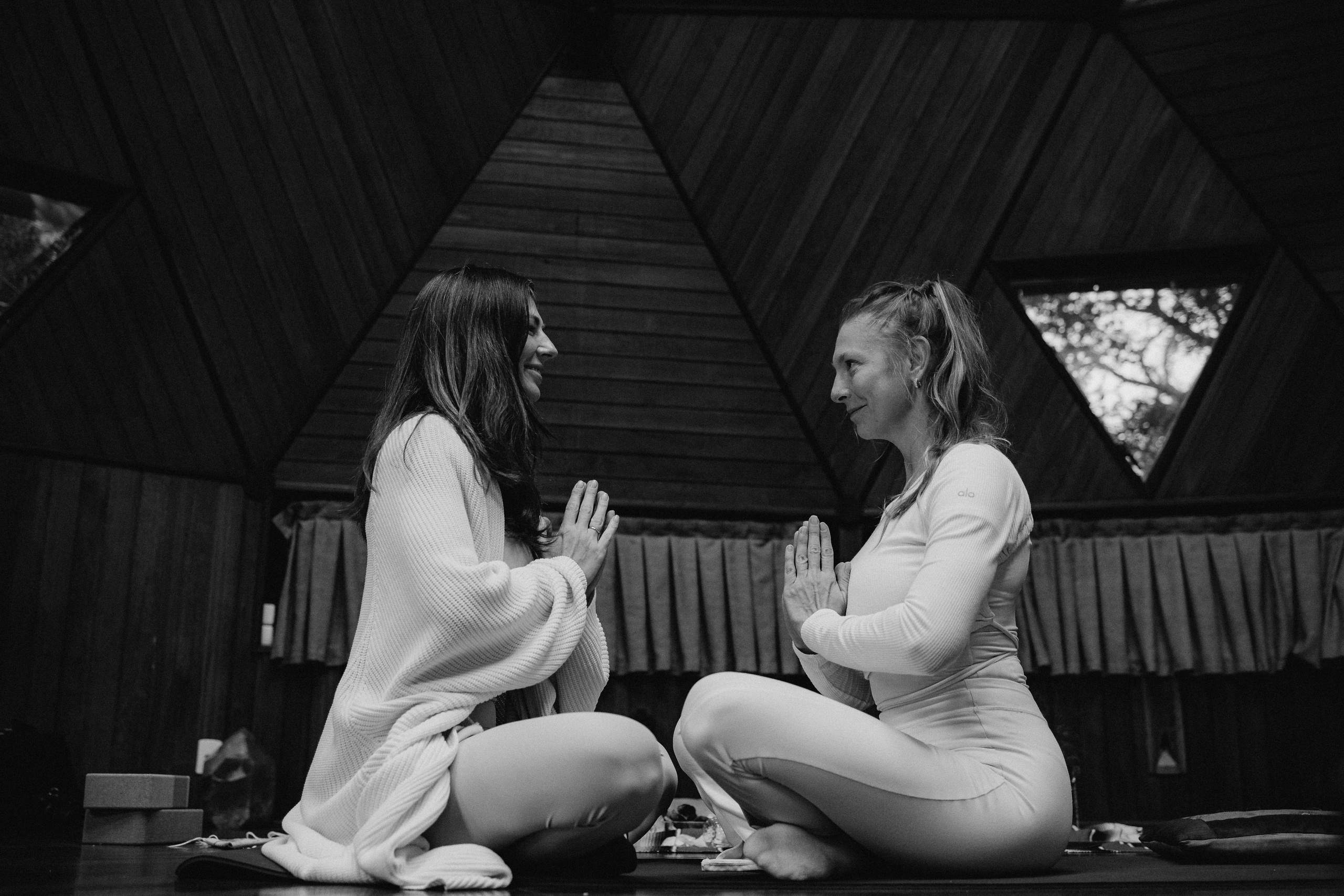 Cacau Yoga Sound @Aviva. Fotografa documental de familia e nascimento em Florianópolis SC Daria Ermolaev