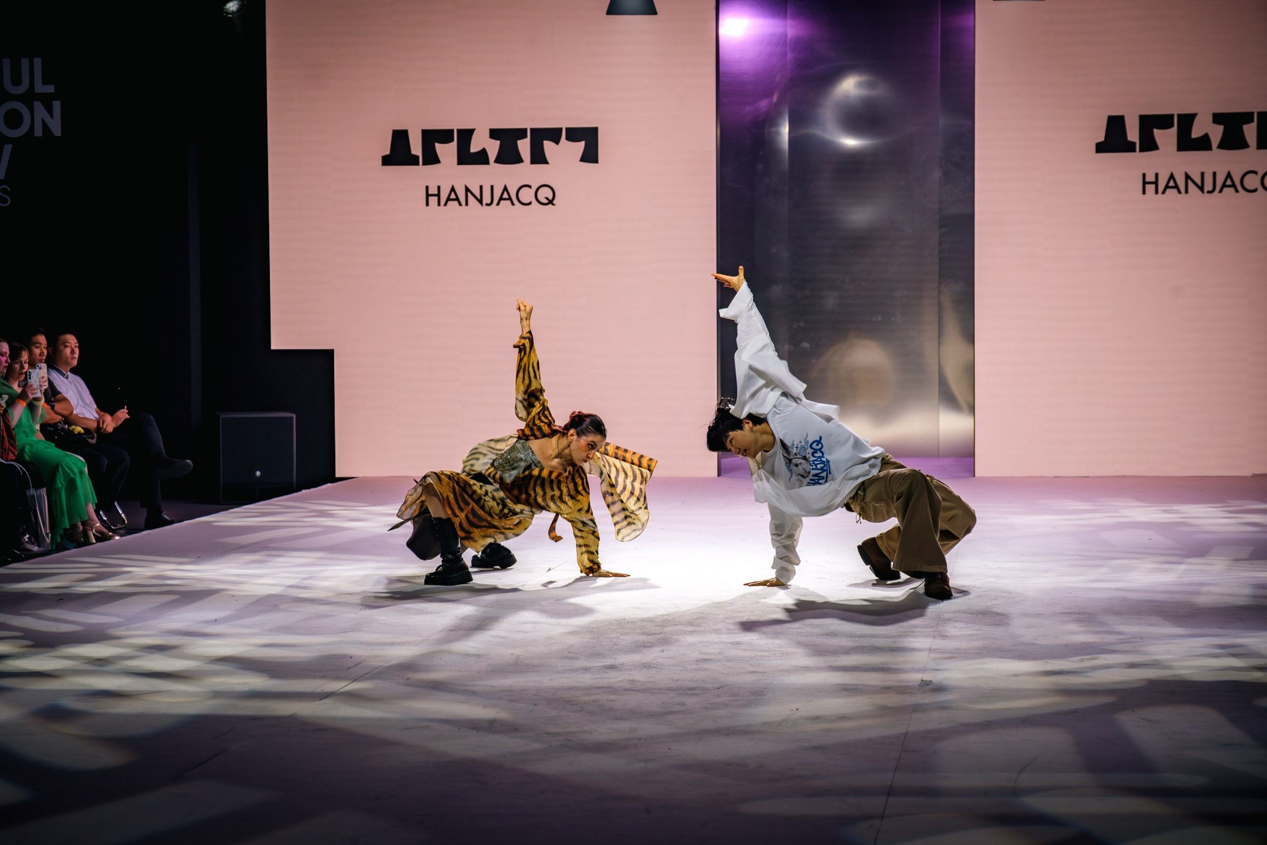 HISEOUL FASHION SHOW 25FW-26SS: HANJACQ. Photographer in Seoul Dobrokvashina Natalya