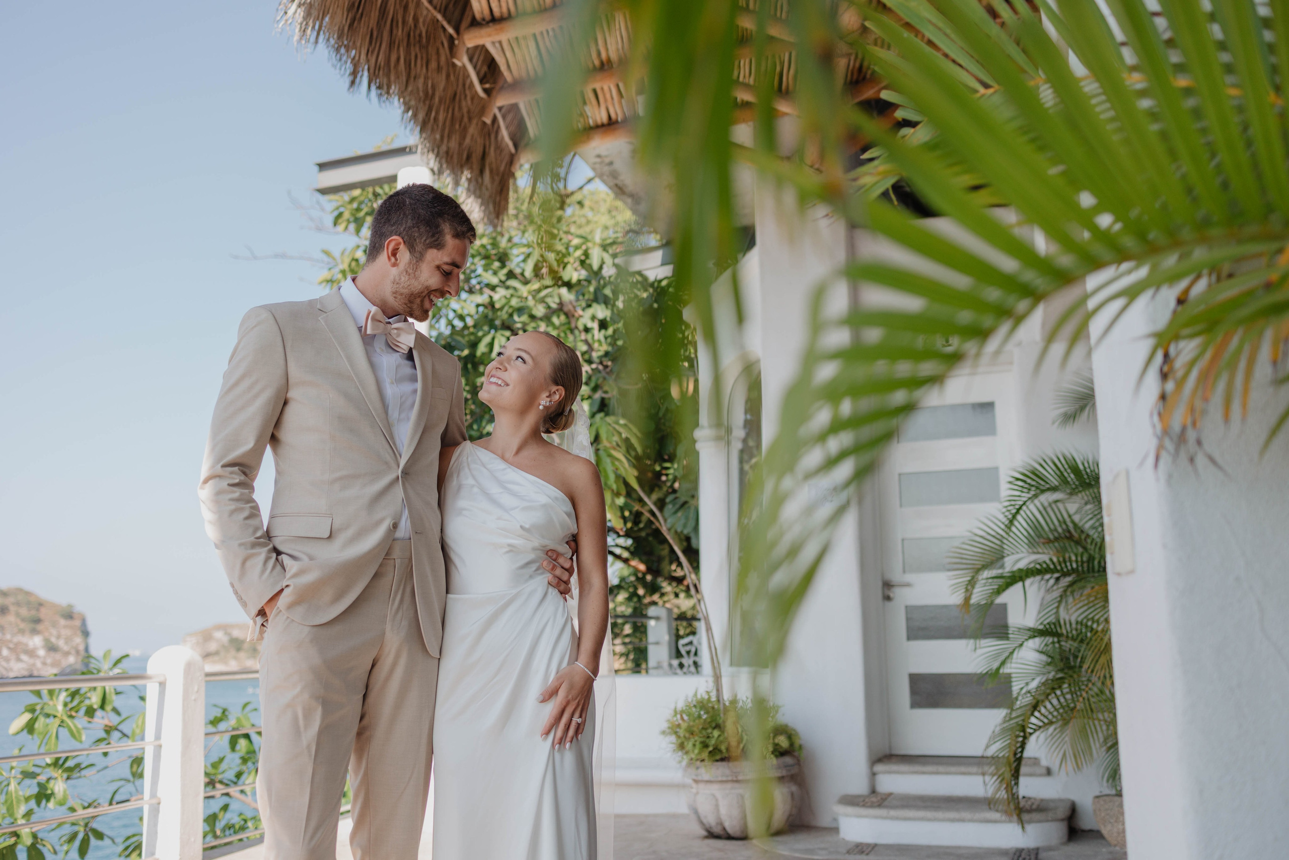 A Wedding at Casa Azul Profundo: Timeless Vows in Puerto Vallarta. Fotógrafo de Bodas en Puerto Vallarta y Riviera Nayarit | VL photo & film