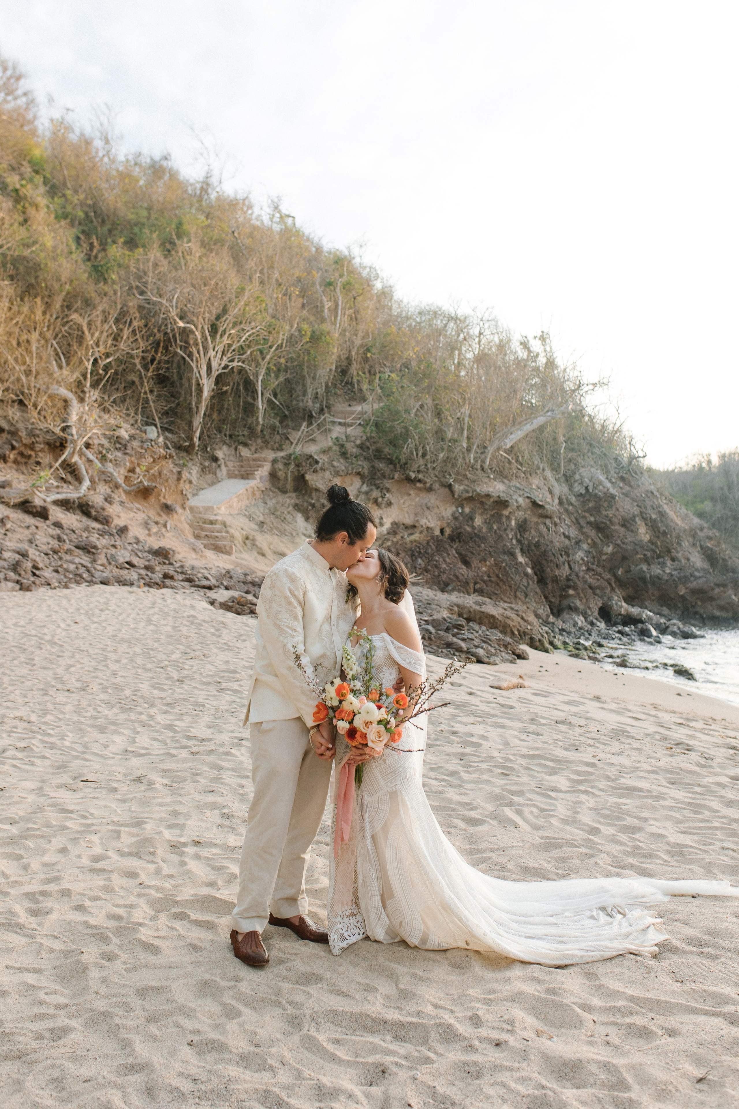 Playa Careyes, Casa Tauro. Wedding photographer Mexico Sayulita Puerto Vallarta Punta Mita Cabo