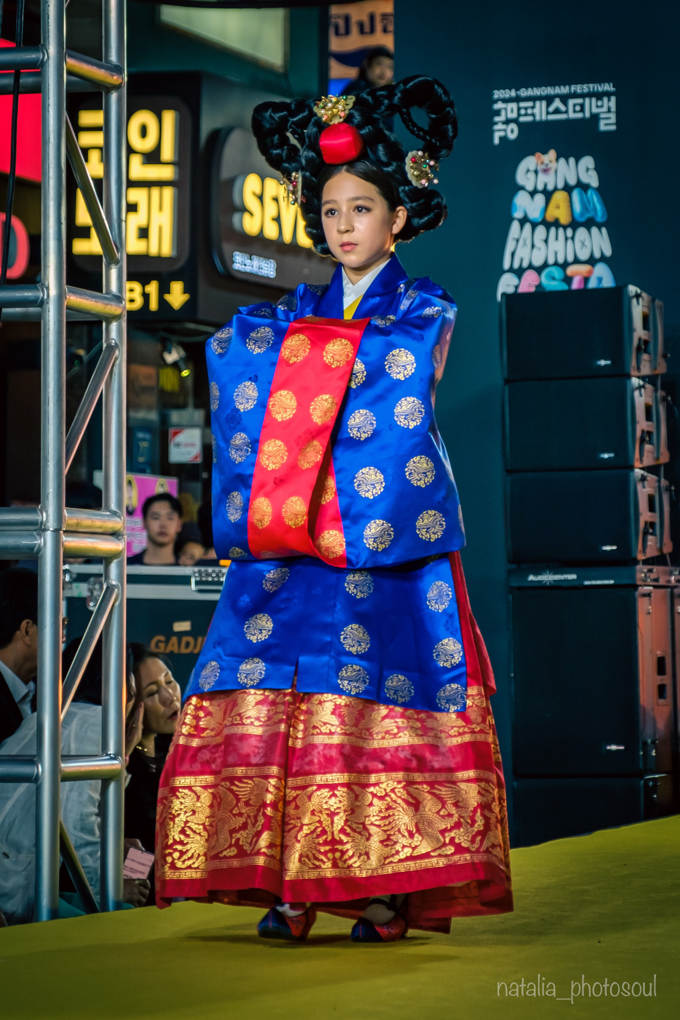 KOREAN TRADITIONAL COSTUME. Photographer in Seoul Dobrokvashina Natalya