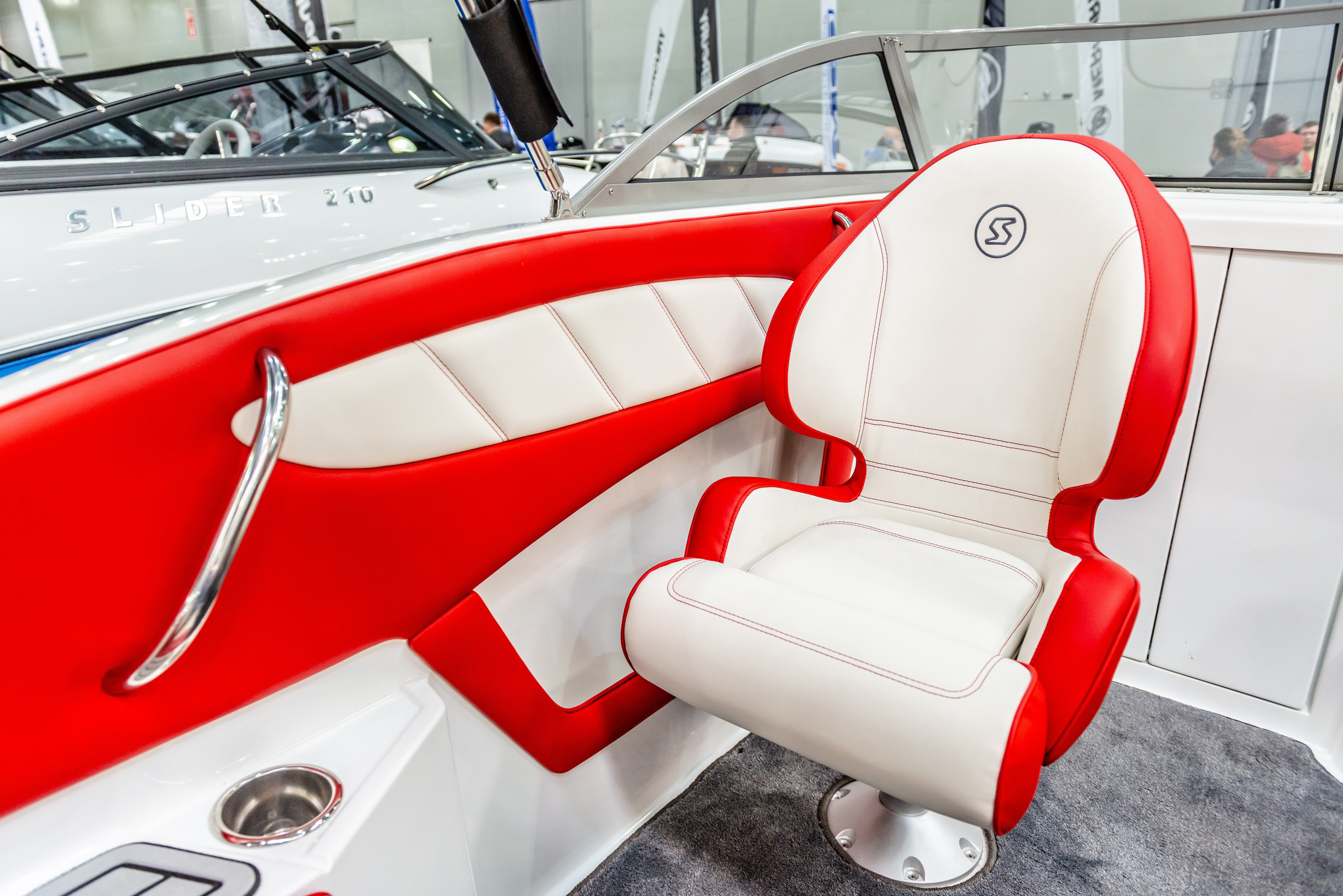 Фотосъемка лодок на Moscow Boat Show 2022. PHOTOGRAPHER QUINTANA ROO