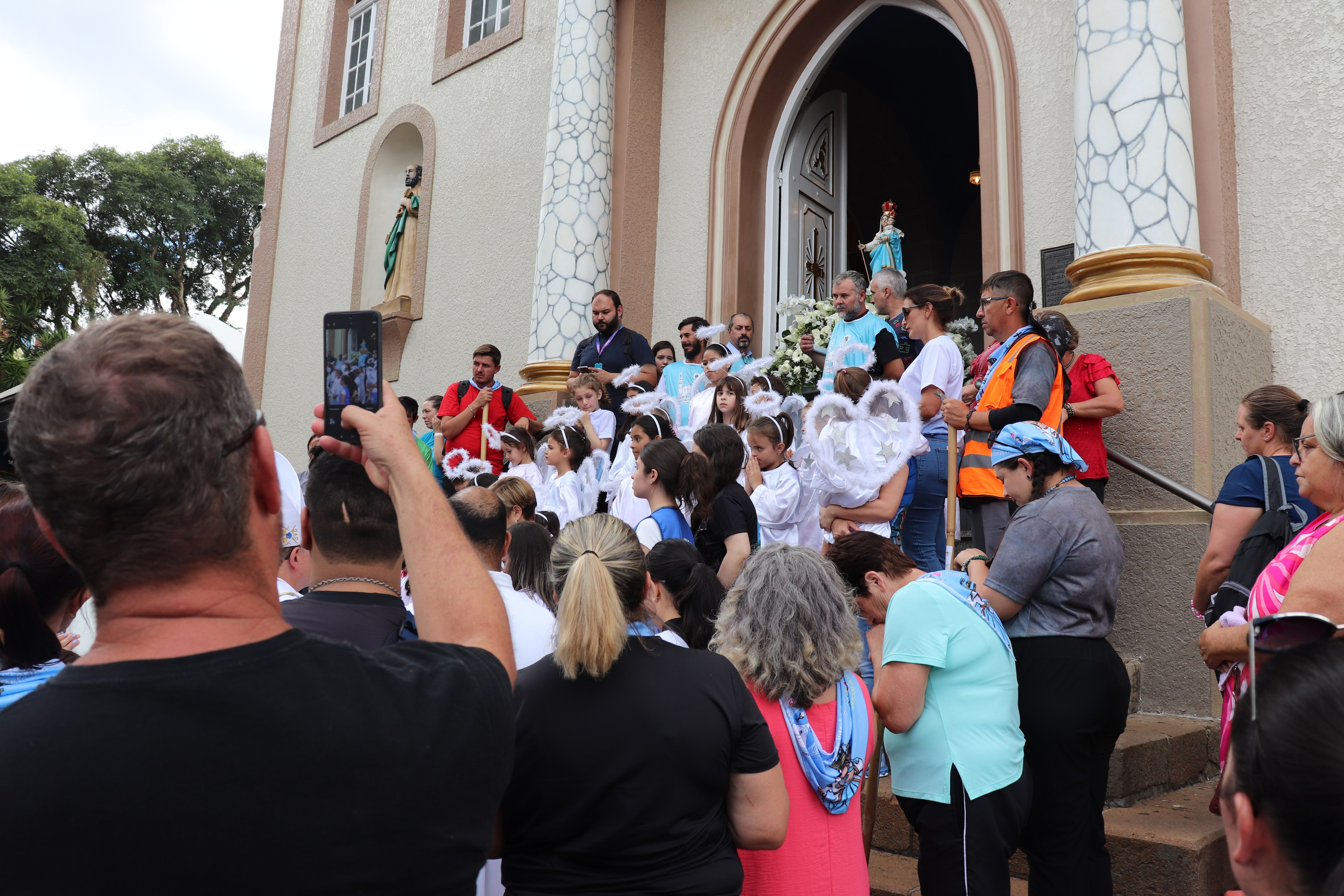 Peregrinação Nossa Senhora de Belém. Fotografia e Filmagem Handa Produções