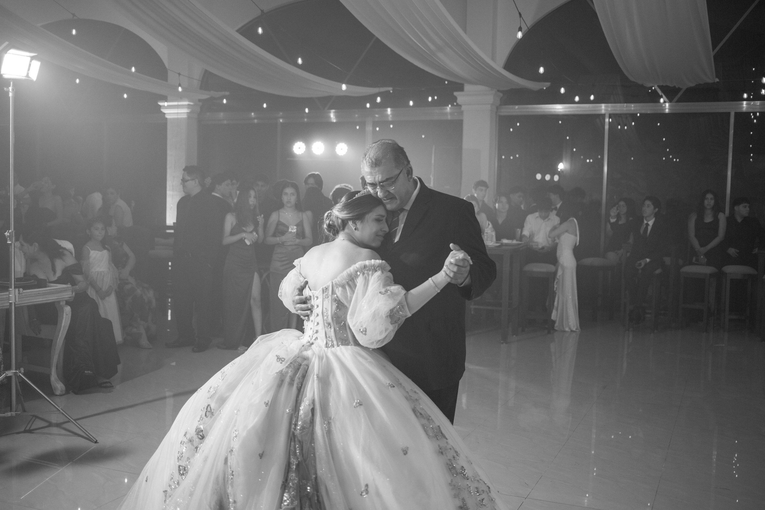 XV AÑOS ROMINA. Simón Enríquez Studio