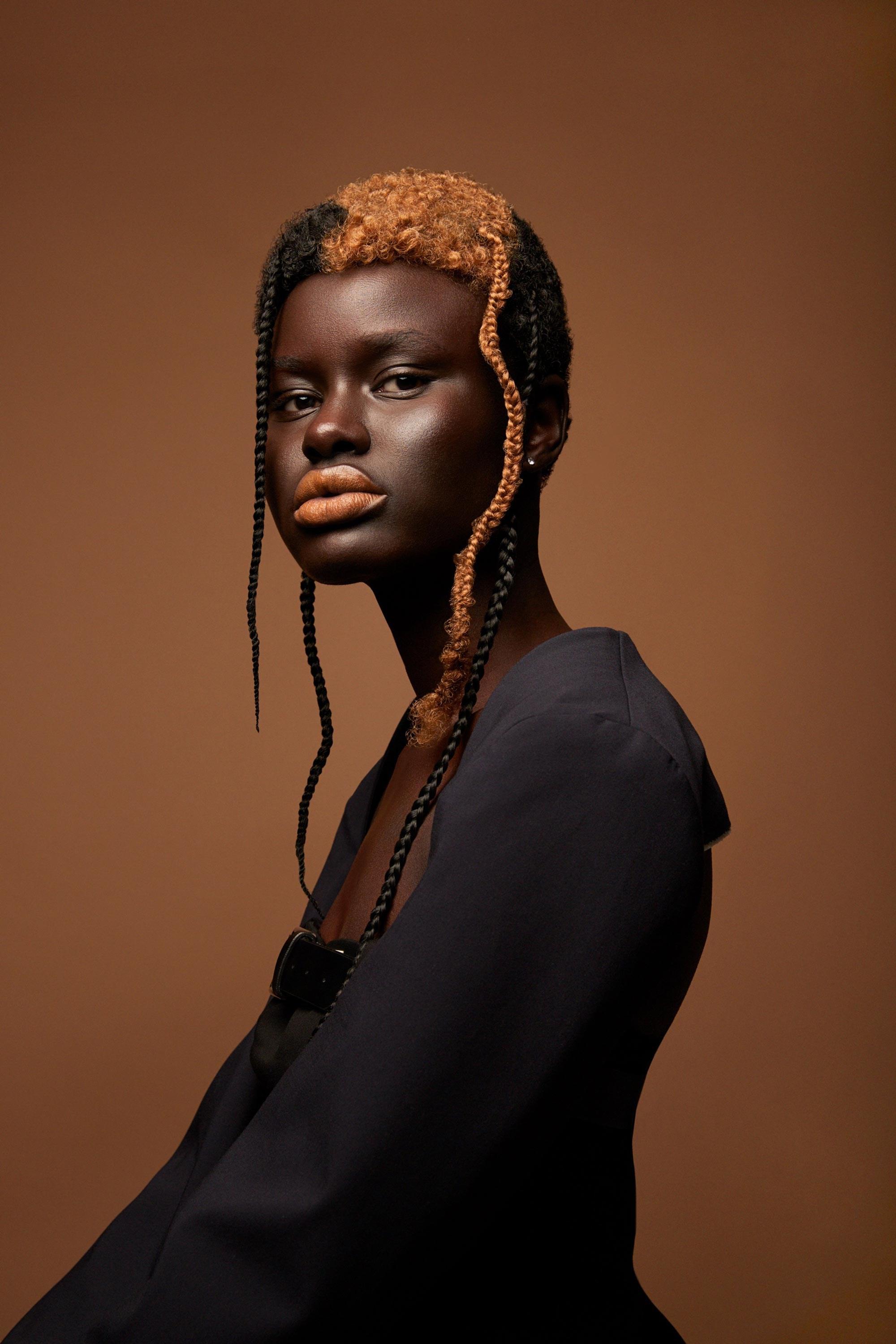 EDITORIAL. Beauty, Fashion and Editorial Retoucher