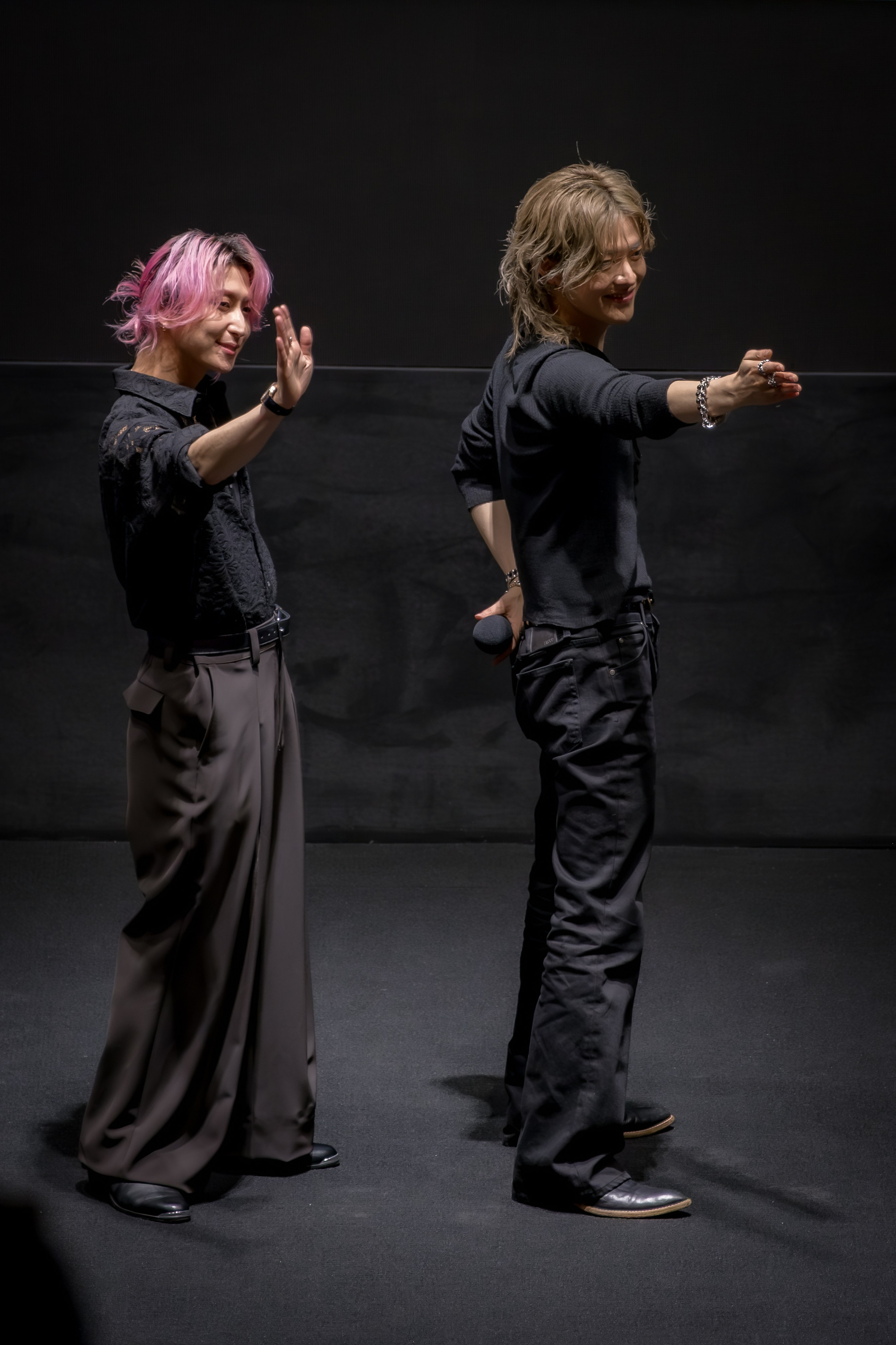 “SPECIALS” in COEX, Seoul with YUTA NAKAMOTO & SAKUMA DAISUKE. Photographer in Seoul Dobrokvashina Natalya