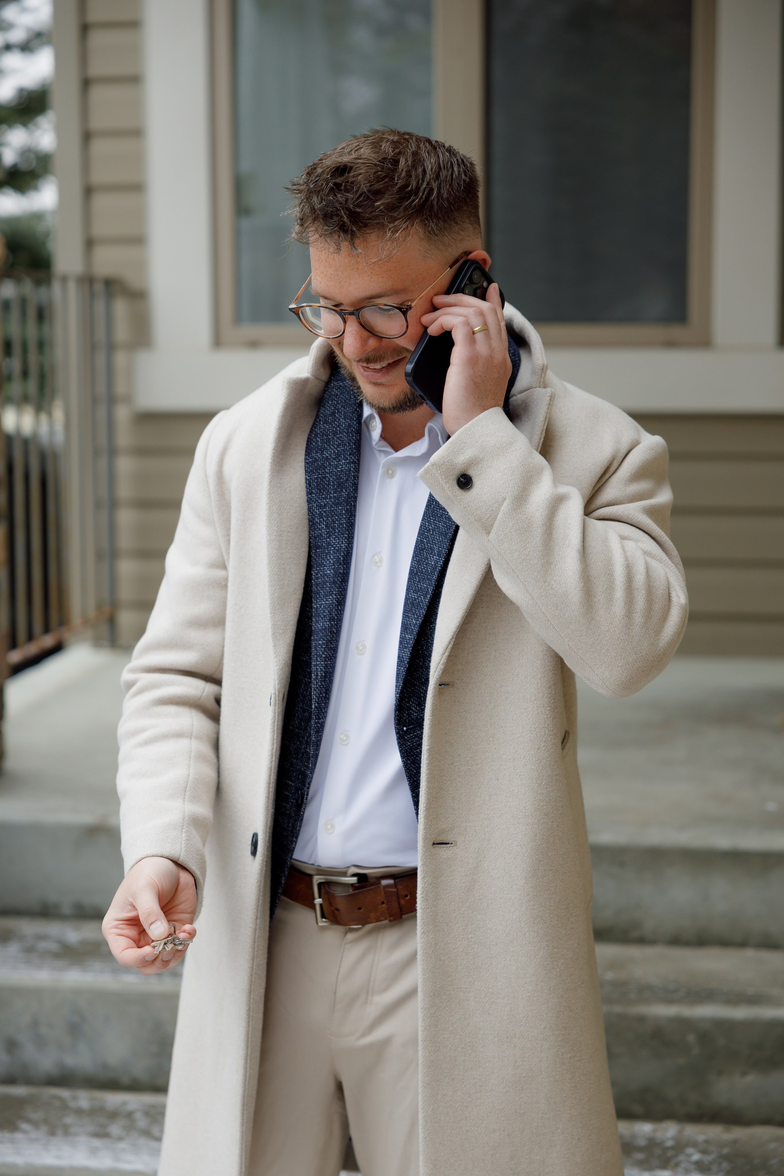 Real Estate Agent. Photographer Elvira Hryshchenko