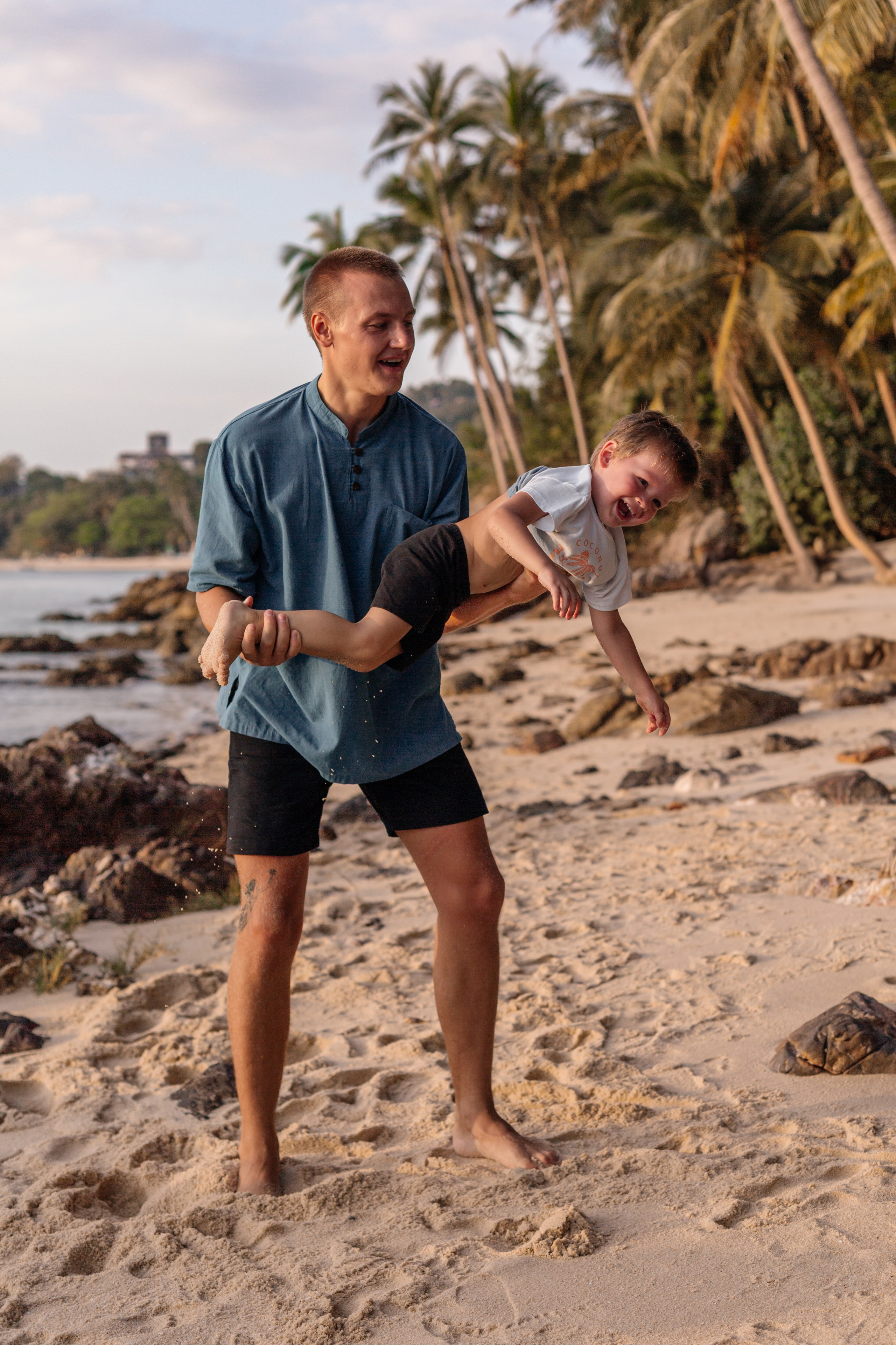 Relaxed family photoshoot on Koh Samui