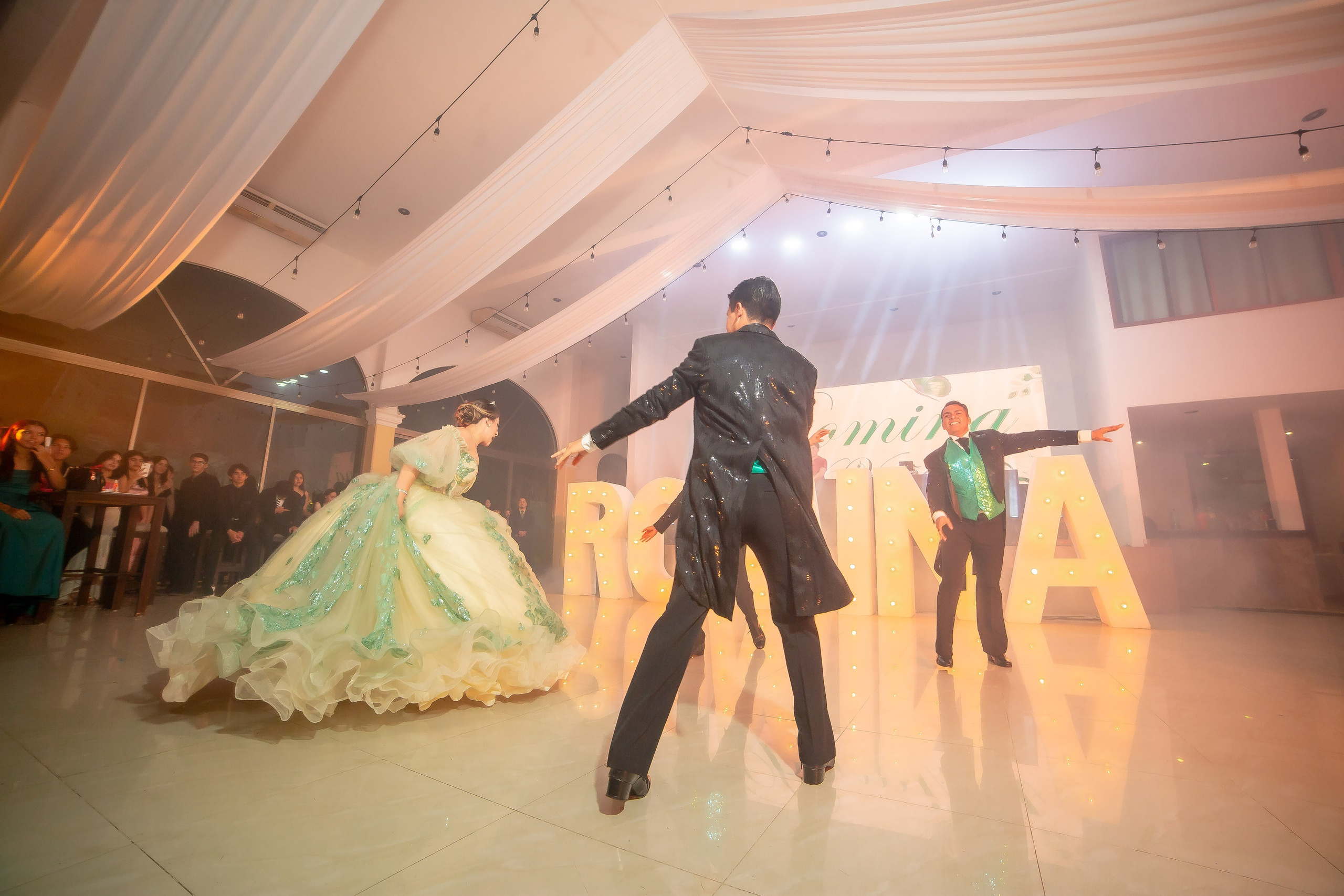 XV AÑOS ROMINA. Simón Enríquez Studio