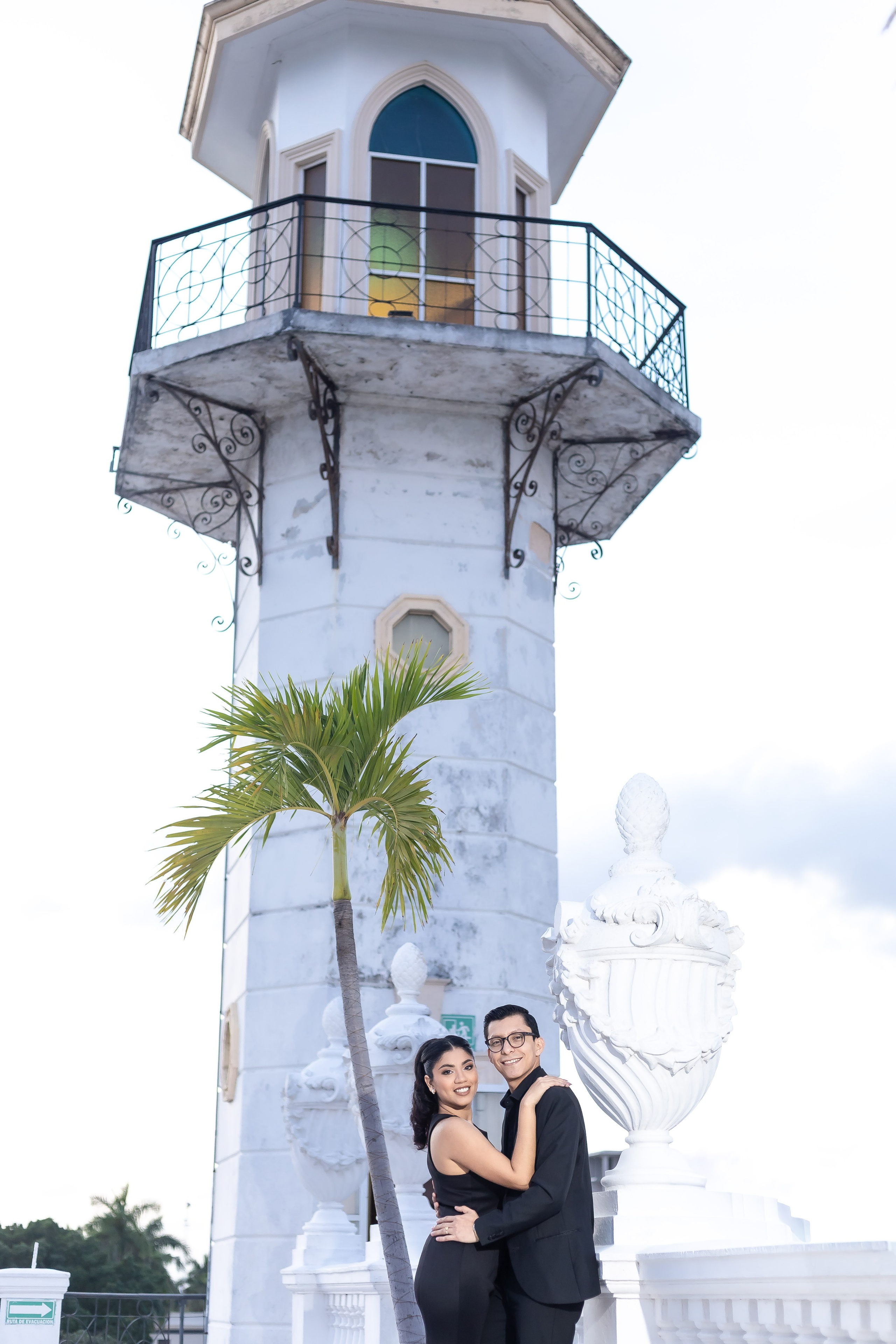 SAVE THE DATE Genne & Alex. Simón Enríquez Studio