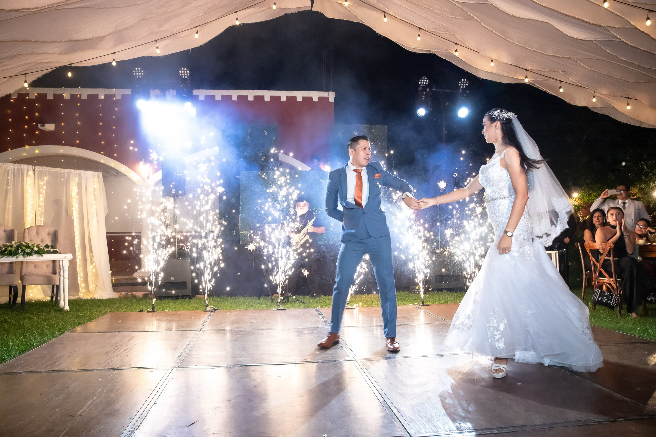 Delta & Cesar. Simón Enríquez Studio
