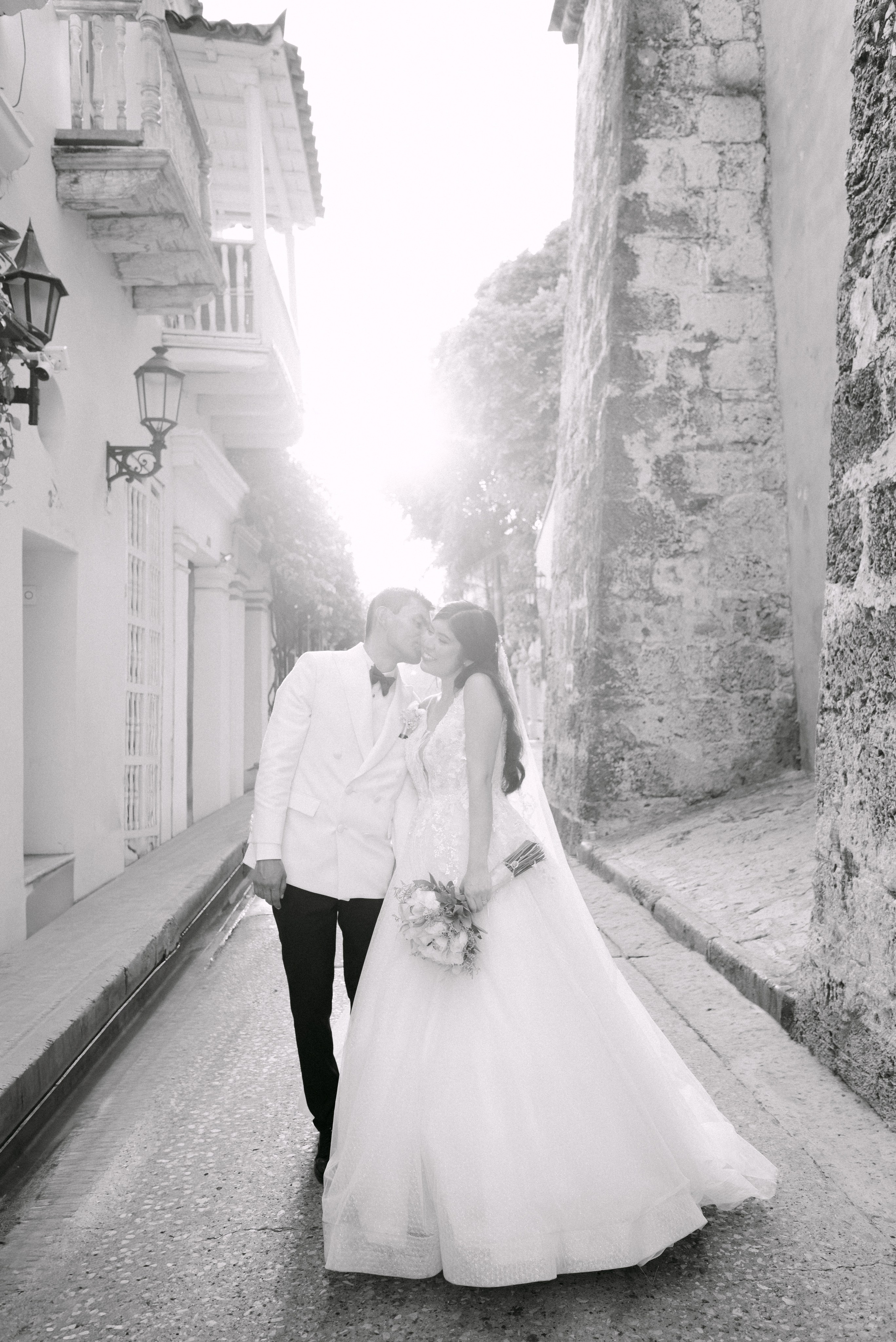 Johan +lilia newlyweds session cartagena. César Vanegas Photography | Wedding & Travel Photographer | Cartagena, Colombia