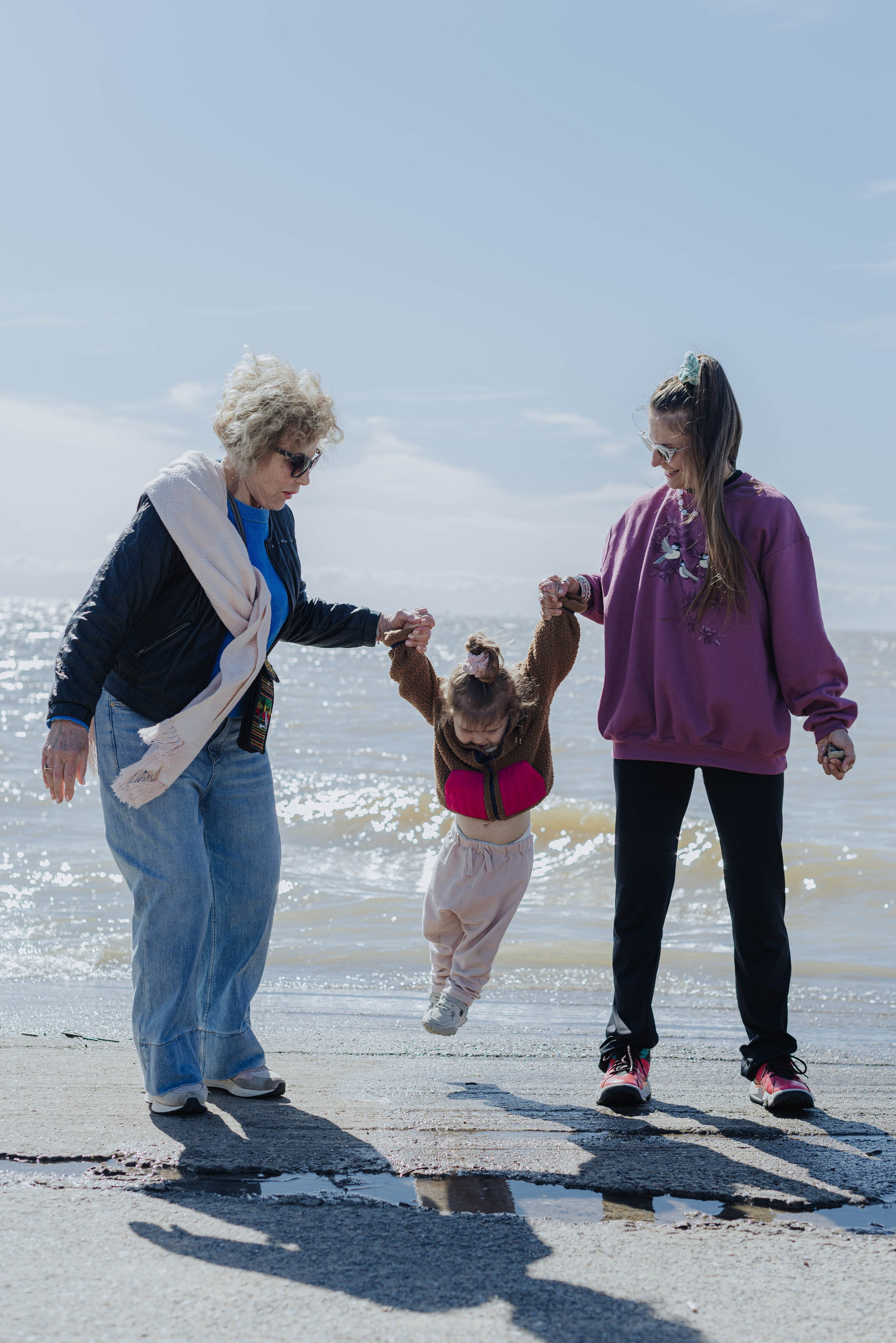 Great-grandmother in Buenos Aires. Photographer @elmirkami in the city of Buenos Aires