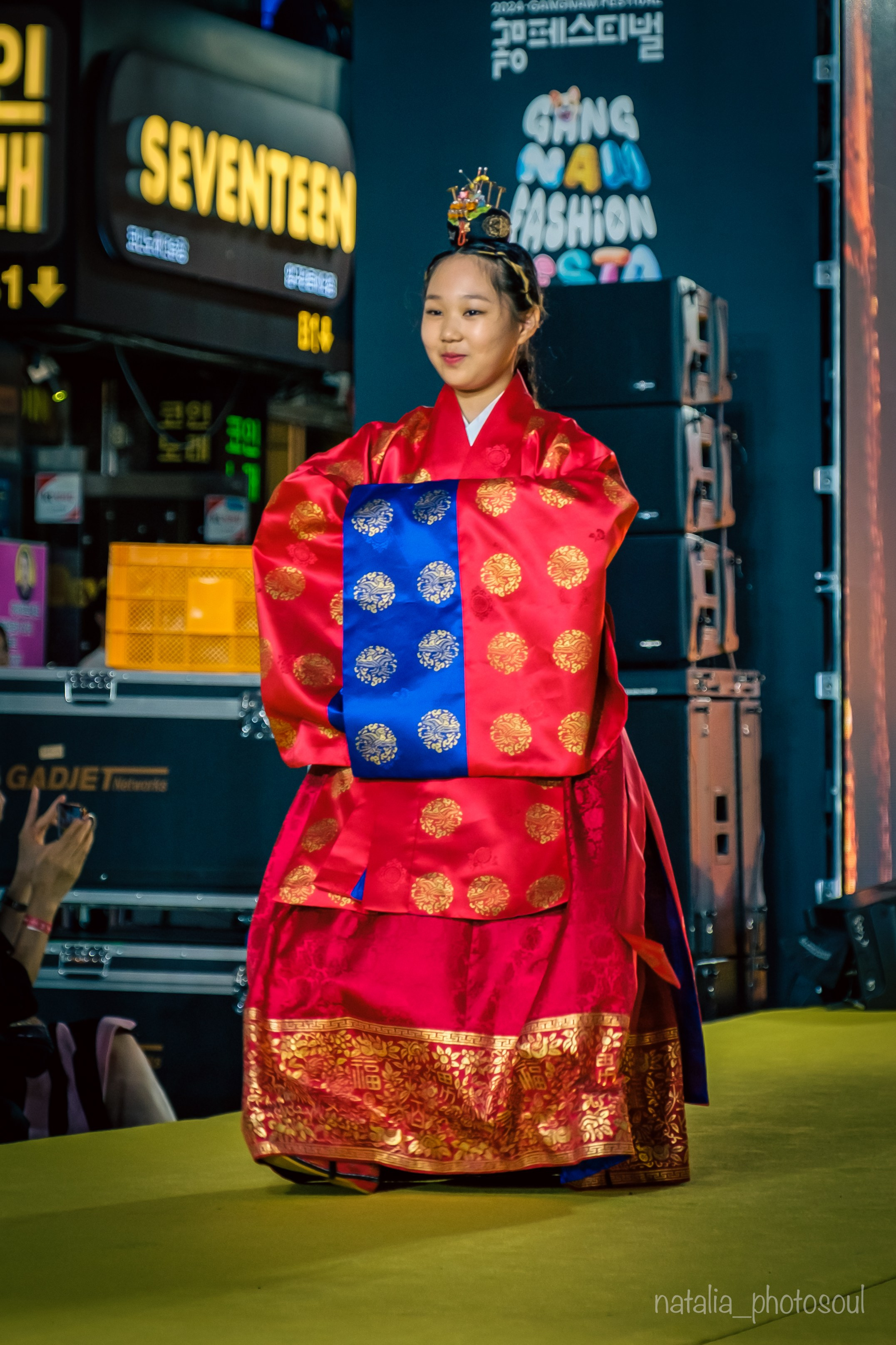 KOREAN TRADITIONAL COSTUME. Photographer in Seoul Dobrokvashina Natalya