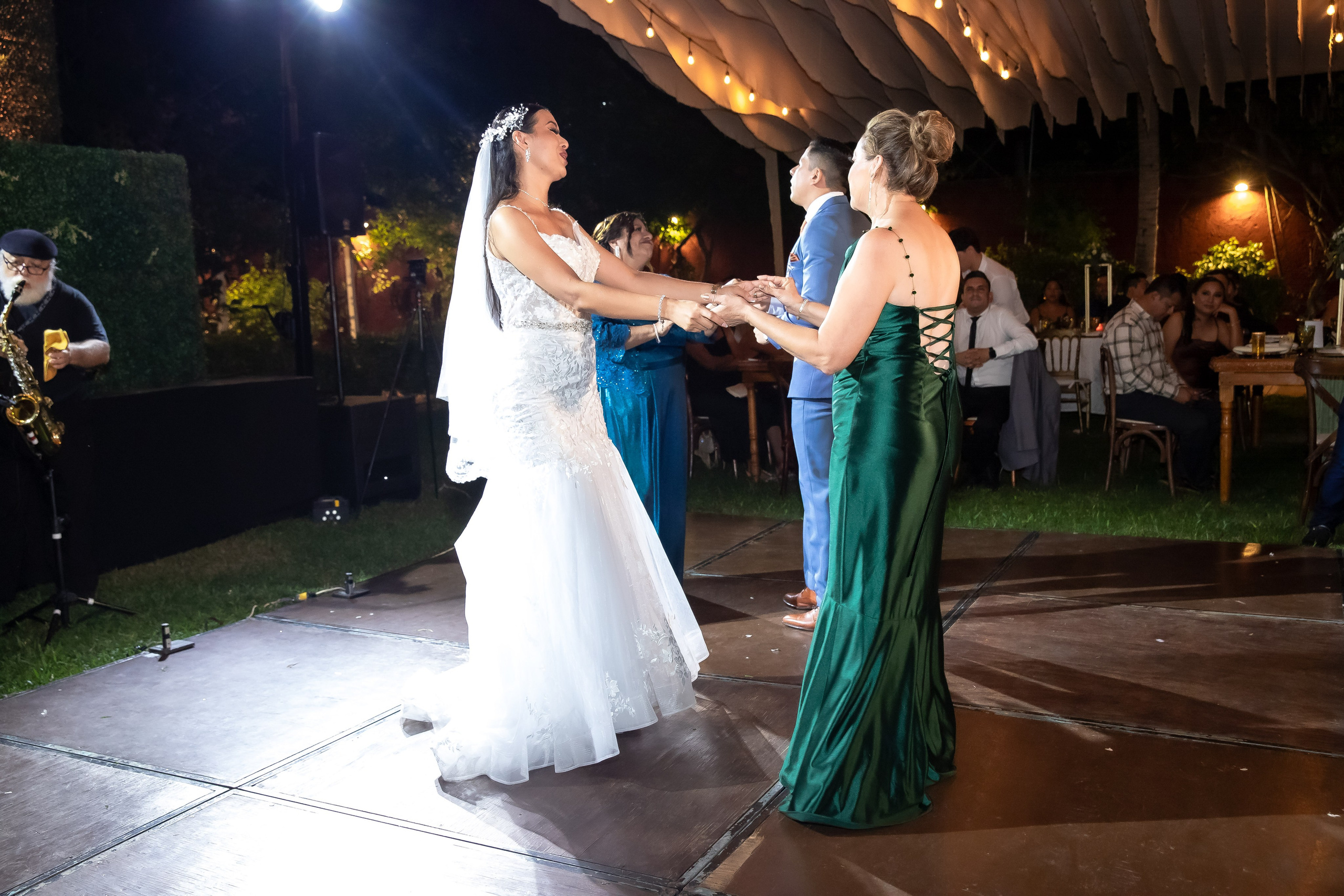 Delta & Cesar. Simón Enríquez Studio
