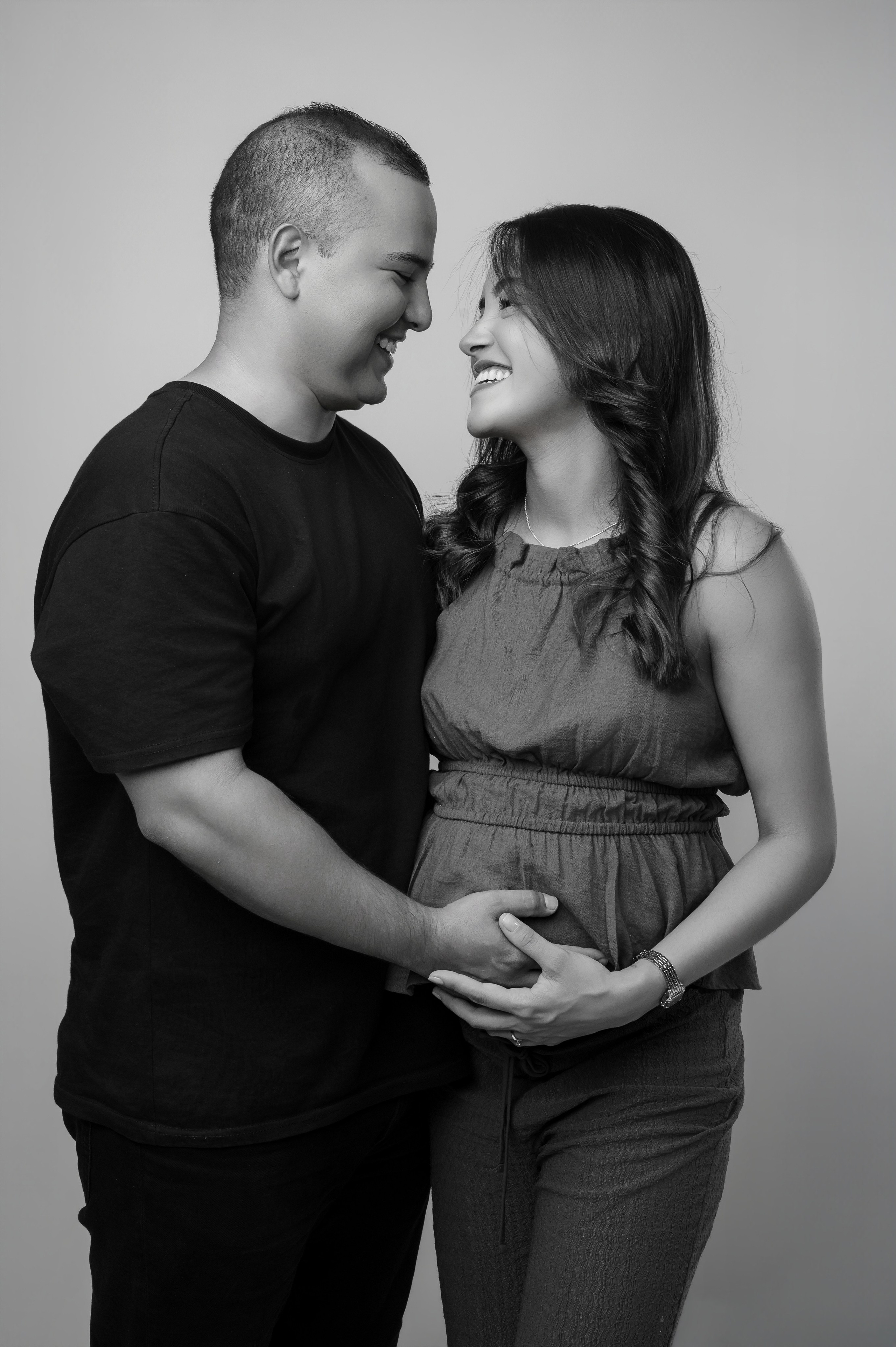 Sesiones Embarazadas. Www.dresalgadophoto.com