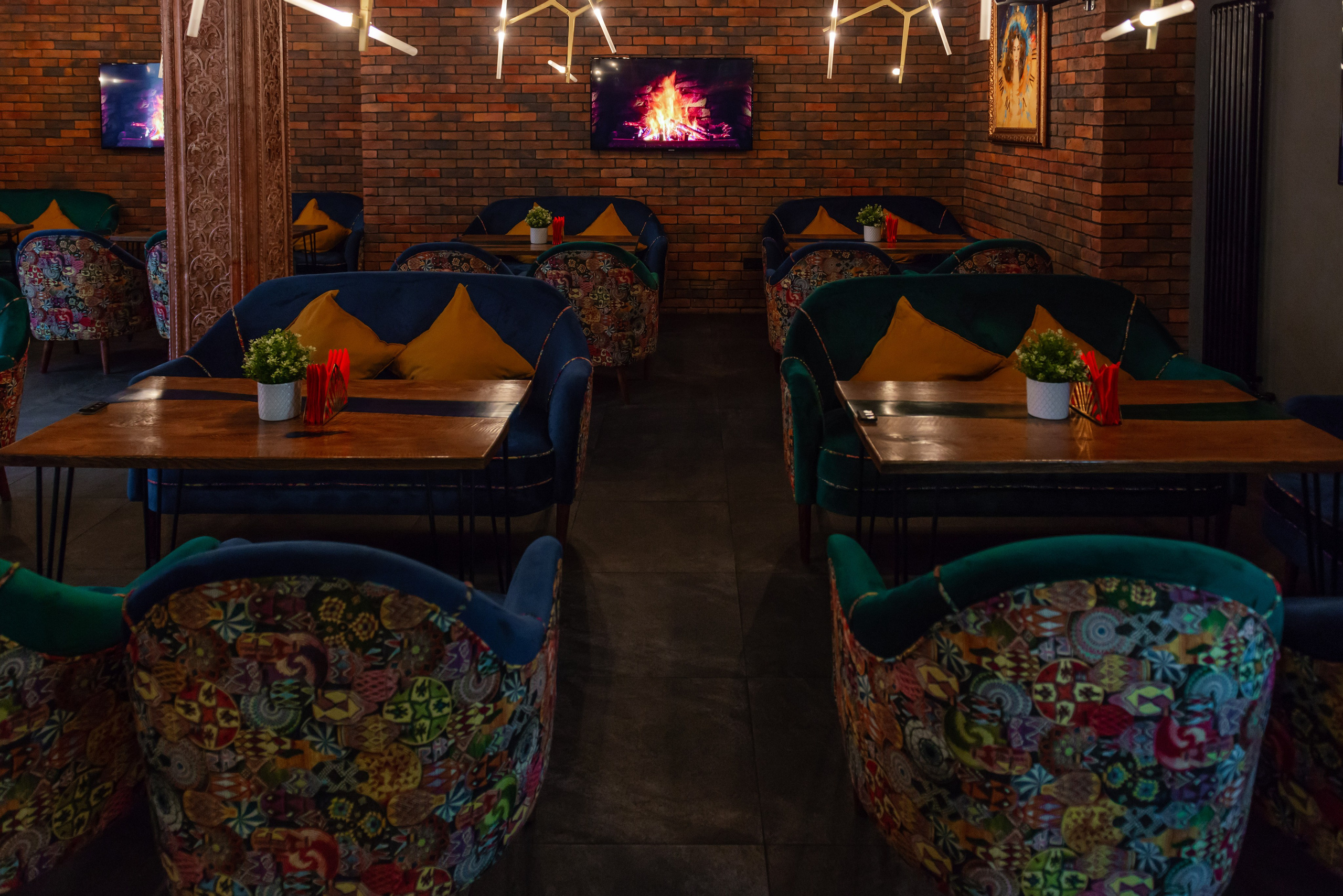 Cafes and Restaurants. PHOTOGRAPHER QUINTANA ROO
