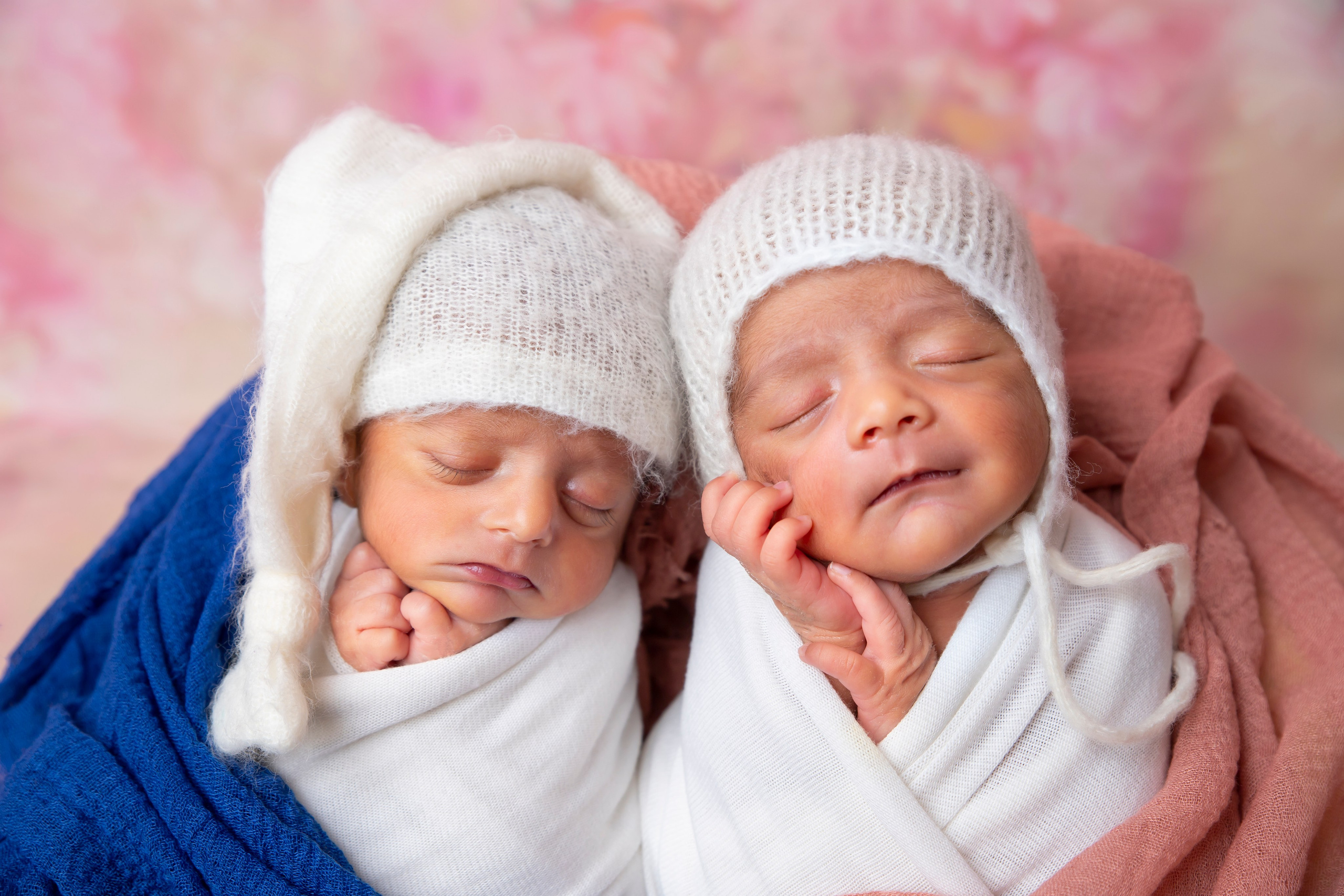 Siblings. Lifestyle and Family Photographer Faryal Saeed