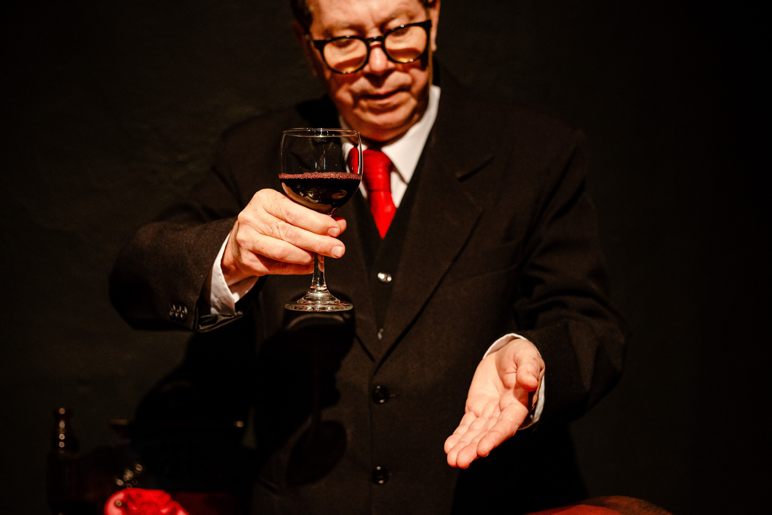 Fotografia de espetáculo teatral As Pessoas de Minha Pessoa do Valentim Schmoeler
