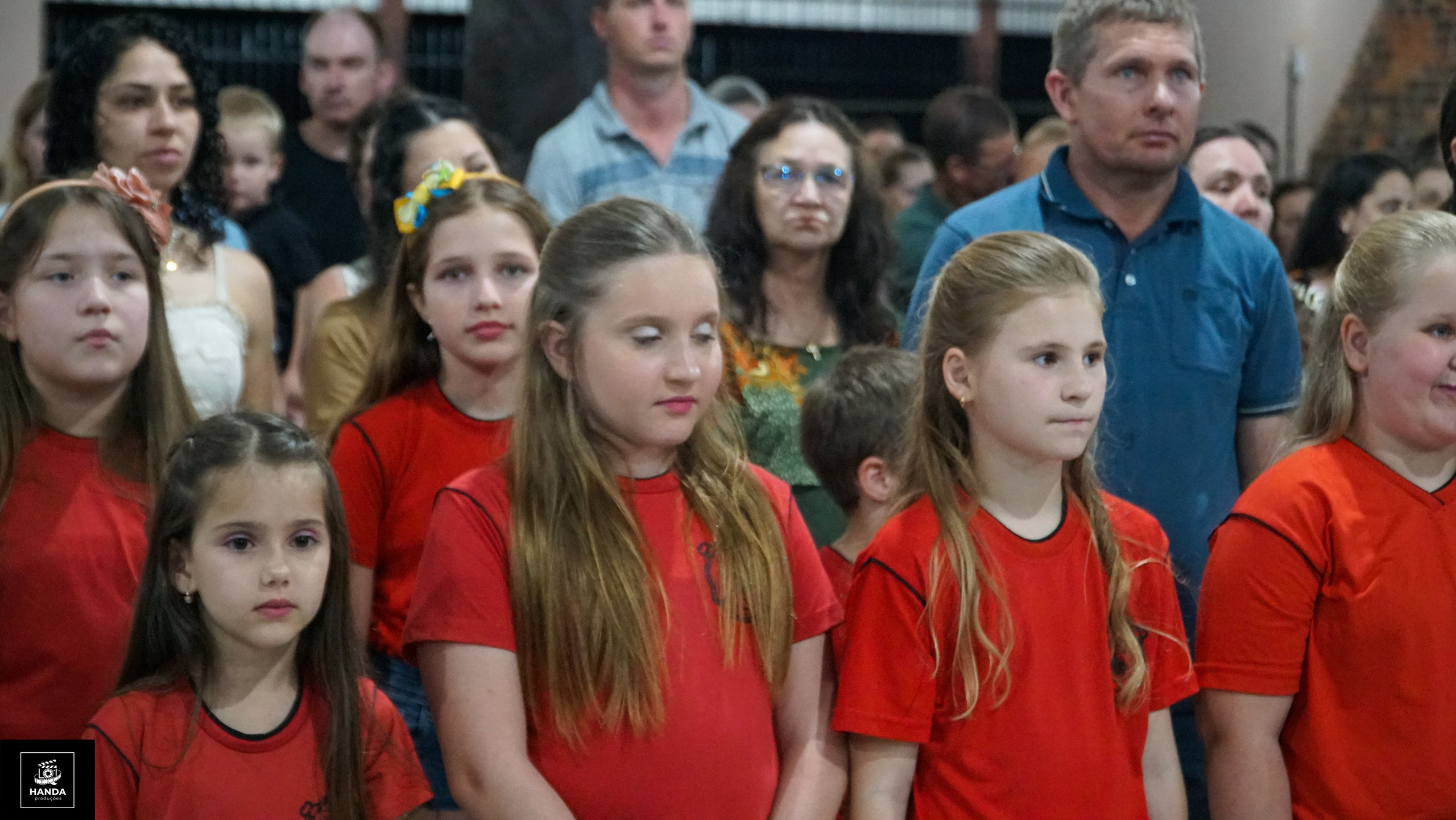 Noite autógrafos colégio Aurélio Buarque de Holanda. Fotografia e Filmagem Handa Produções