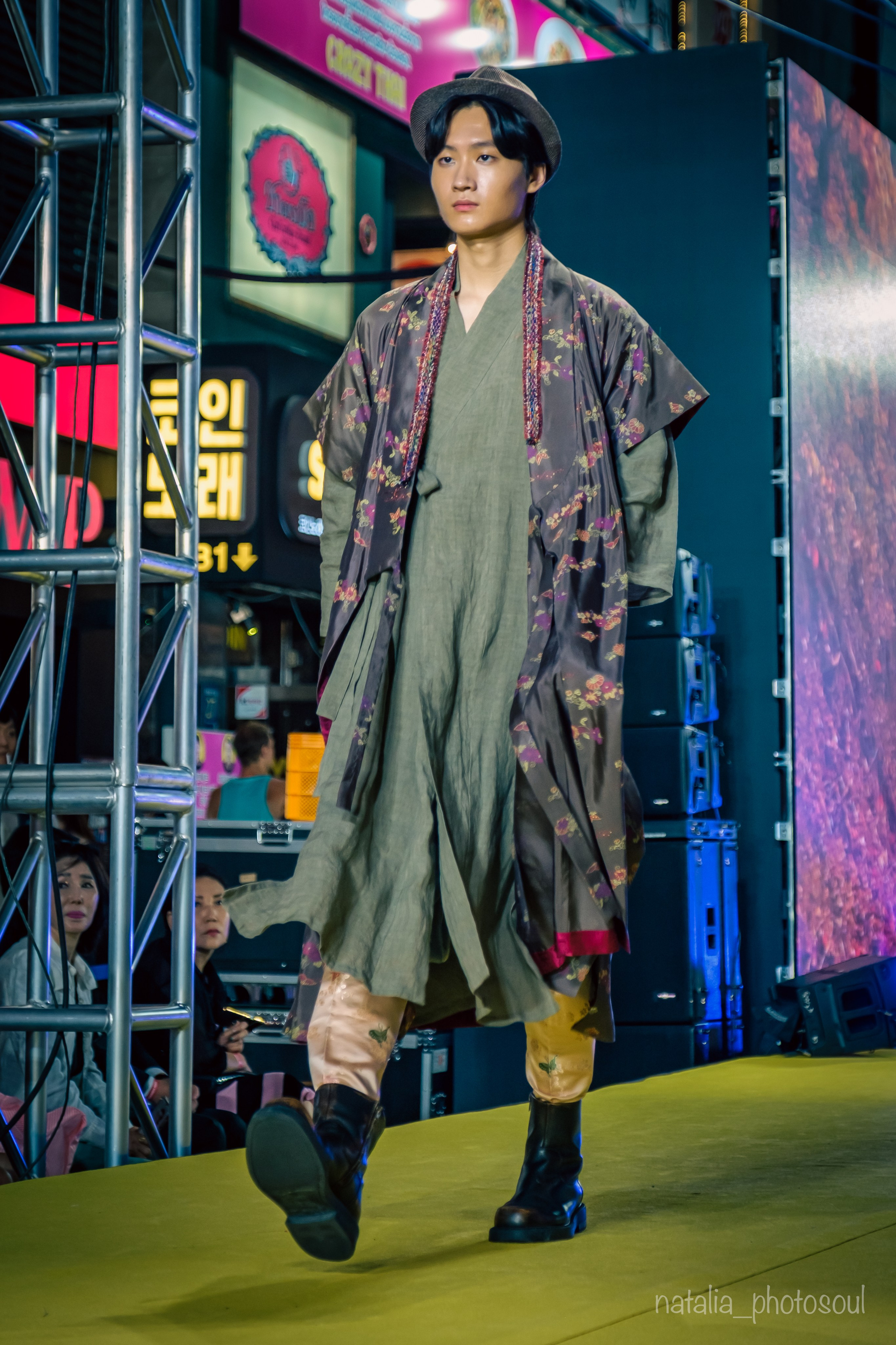 KOREAN TRADITIONAL COSTUME. Photographer in Seoul Dobrokvashina Natalya