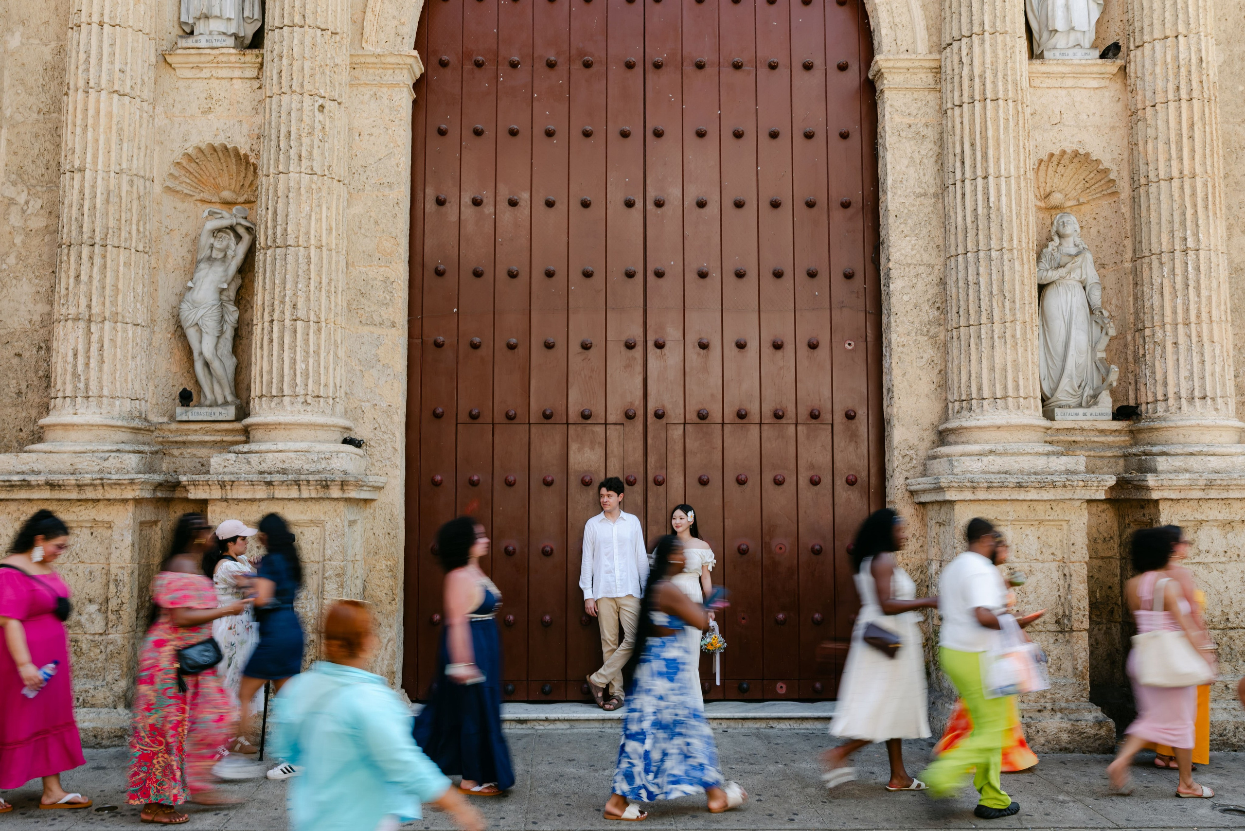 Preboda destino en Cartagena | Sesión romántica Colombia – Japón. Fotógrafos de bodas en Barranquilla, Cartagena y Santa Marta | BanderArt
