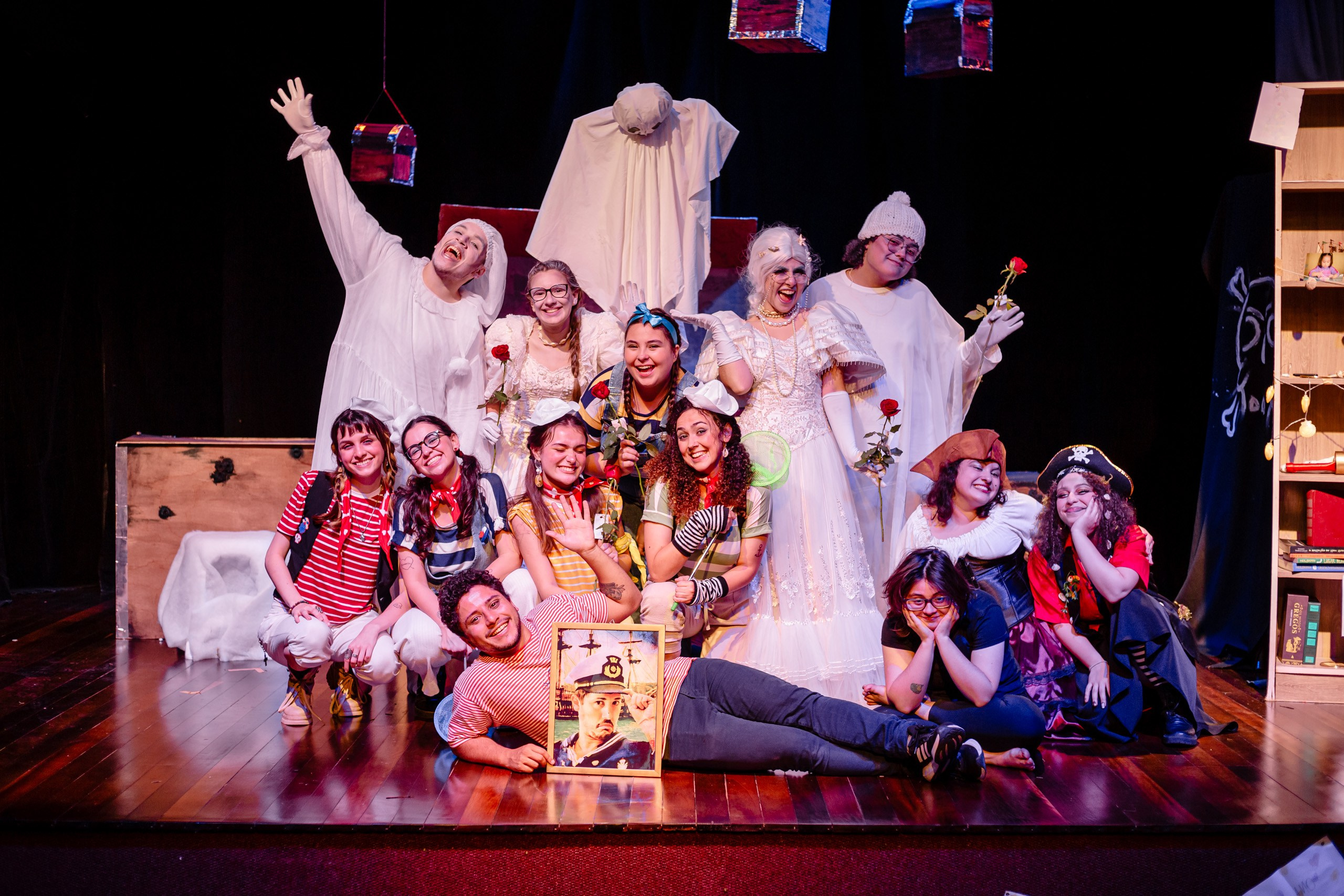 Fotografia de Espetáculo Pluft: O Fantasminha do grupo de teatro Anchieta Arte Cênica