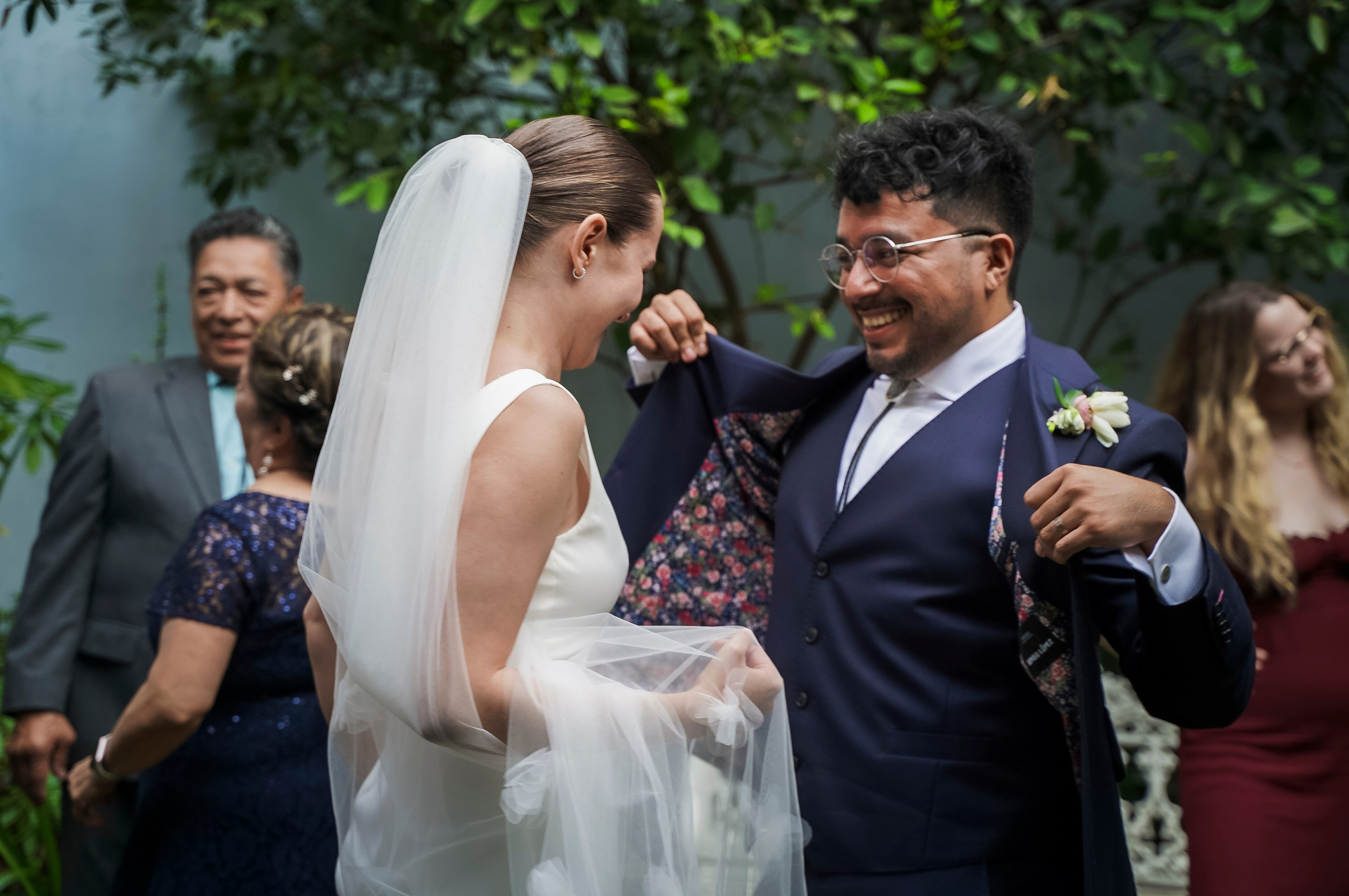 Professional Mexico City photographer specializing in weddings, surprise proposals, horse photo sessions and private events in Chapultepec. Ekaterina Frolova photography