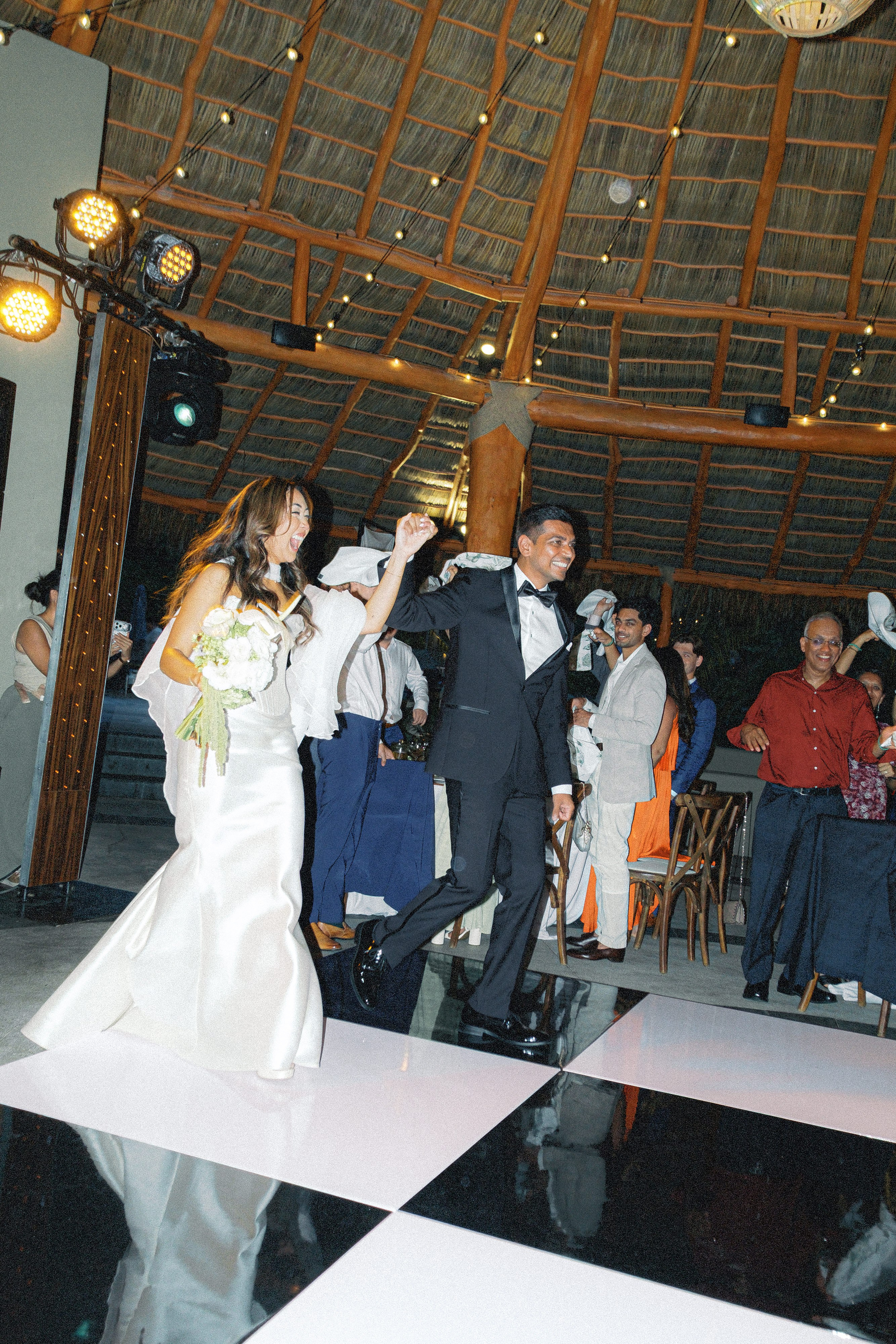 Tori & Keyur. Sayulita Wedding Photographer, Puerto Vallarta, Cabo
