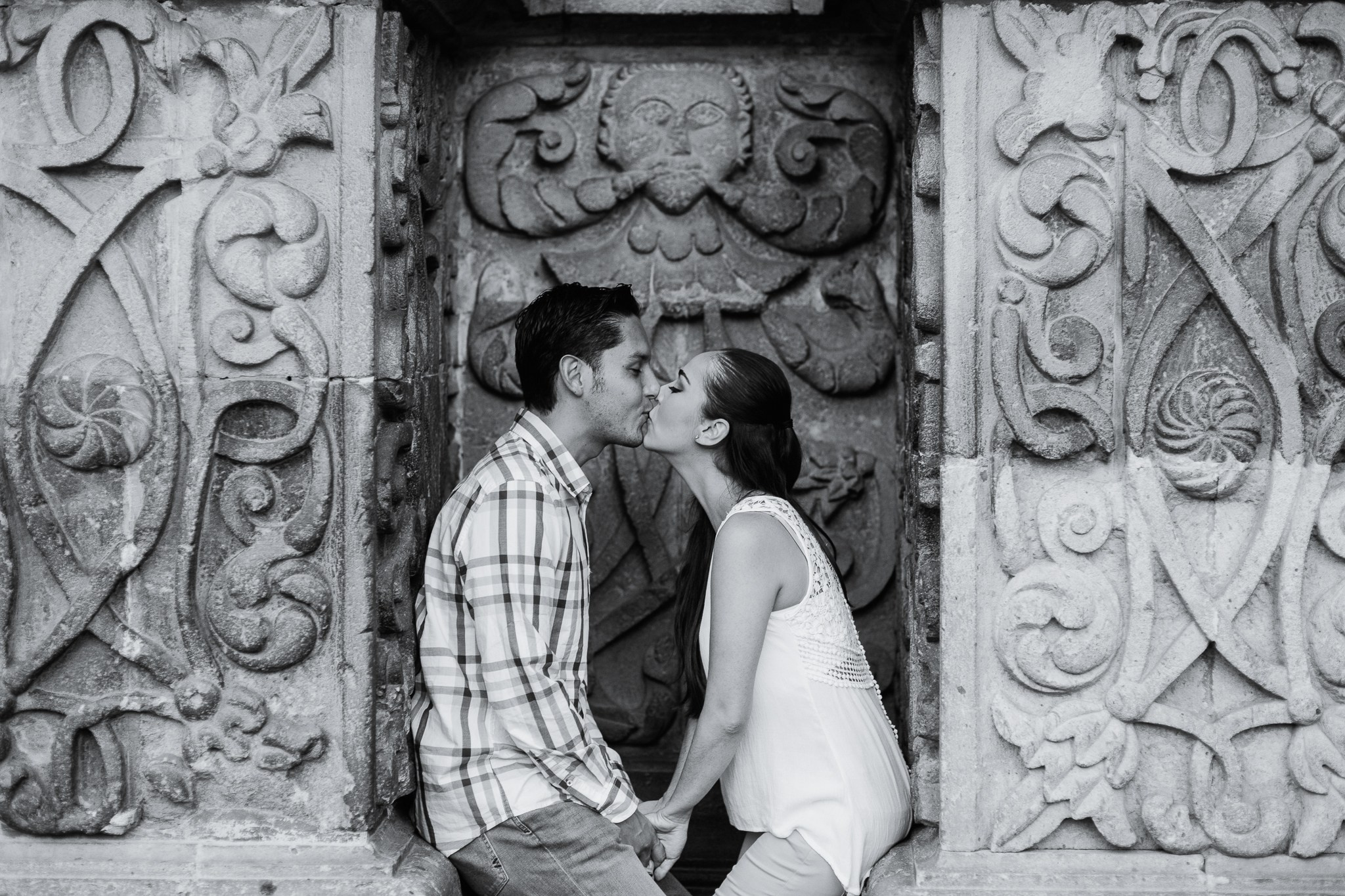 Isabela y David: Sesión pre boda en centro histórico de San Luis Potosí. Fotógrafo de bodas