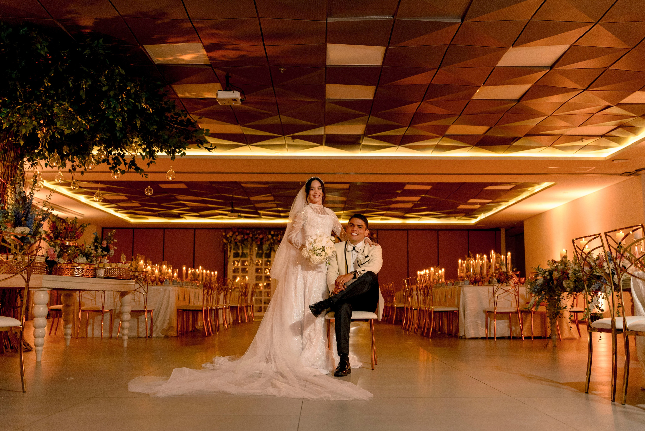Boda en Barranquilla en Salón Comfamiliar Sede Caribe | Fotografía de boda profesional. Fotógrafos de bodas en Barranquilla, Cartagena y Santa Marta | BanderArt