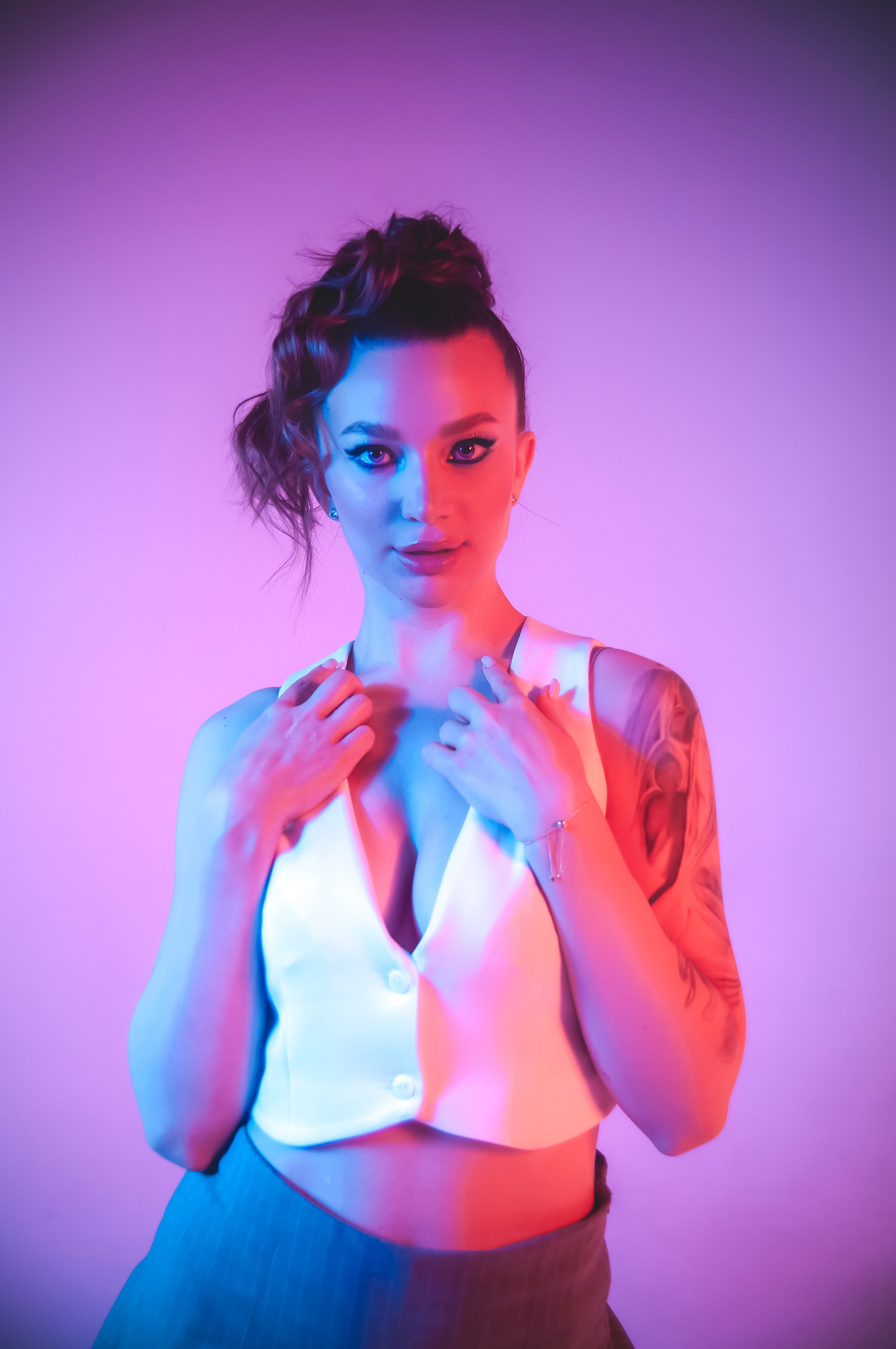 COLORED LIGHTING. PERSONAL PHOTOGRAPHER